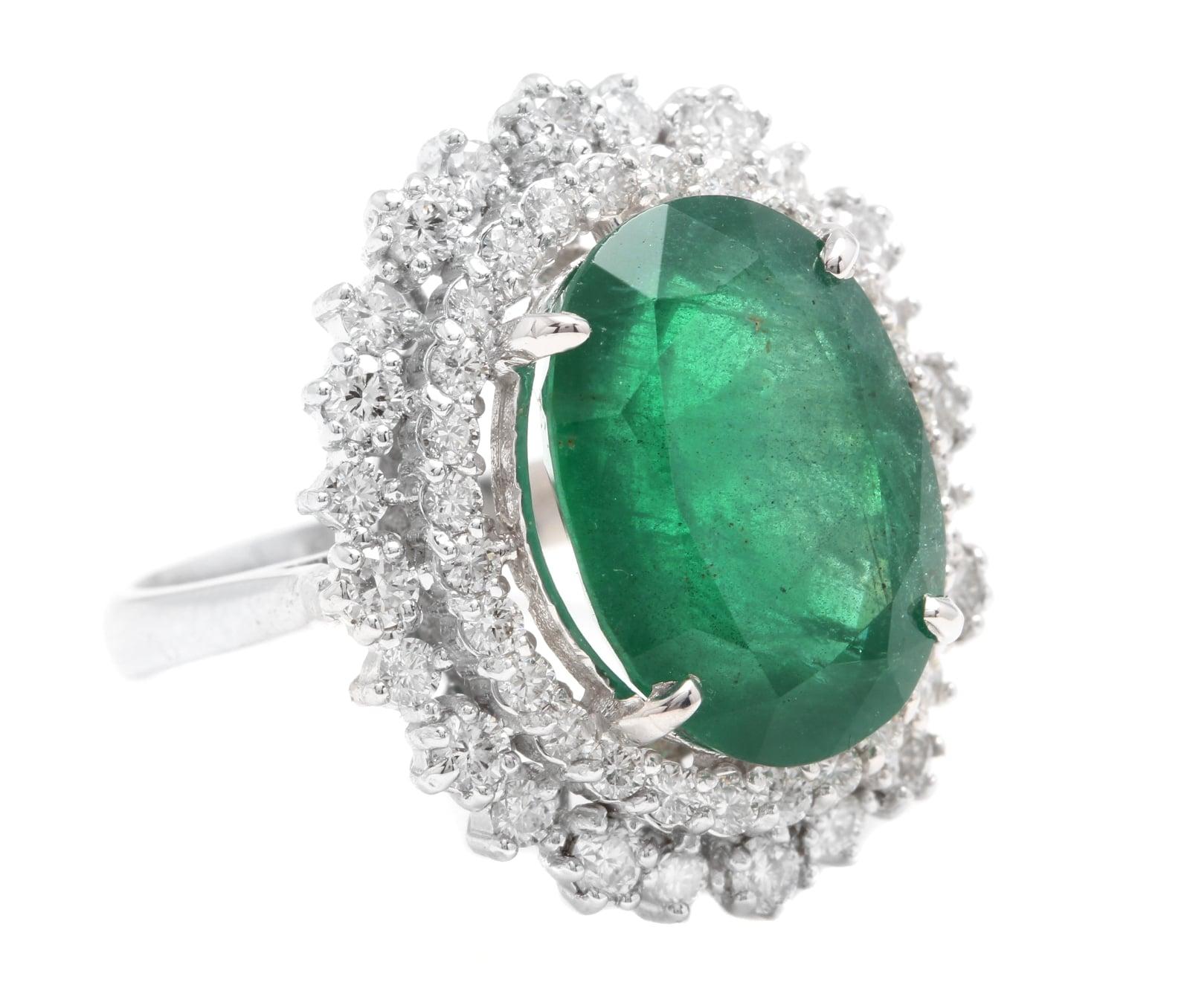9.60 Carats Natural Emerald and Diamond 14K Solid White Gold Ring

Total Natural Green Emerald Weight is: Approx. 8.00 Carats (transparent) (Oil Treated)

Emerald Measures: Approx. 15.00 x 11.00mm

Natural Round Diamonds Weight: 1.60 Carats (color