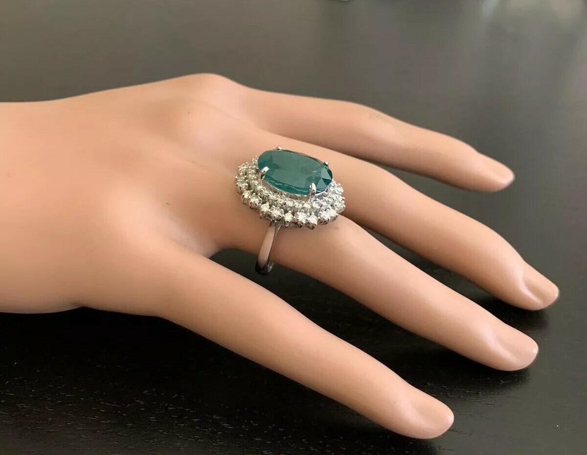 9.60 Carat Natural Emerald and Diamond 14 Karat Solid White Gold Ring For Sale 2