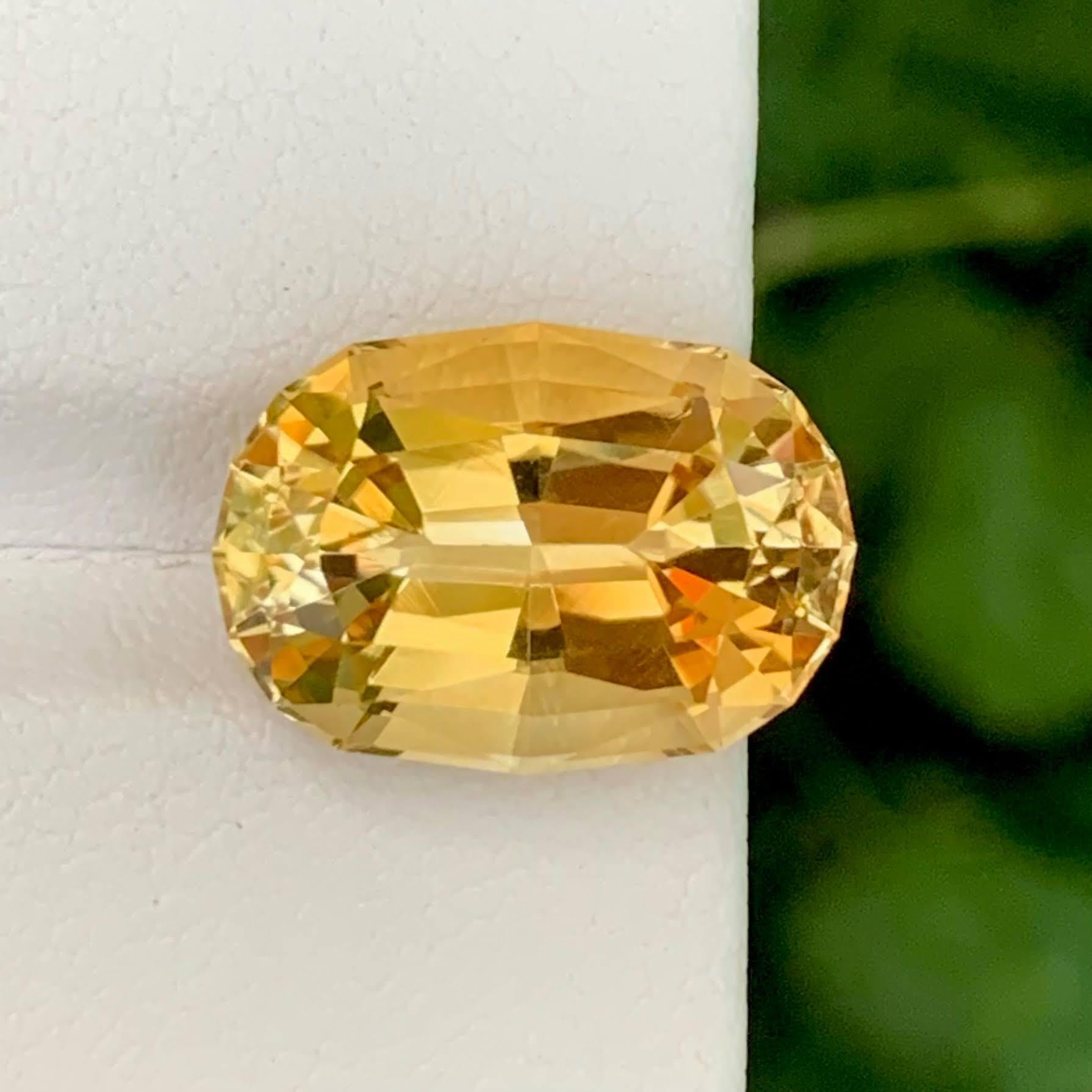 Poids 9,60 carats 
Dimensions 15,5x10,9x8,4mm
Traitement Aucun
Origine Afrique 
Clarity Loup Clean 
Forme Coupe  Ovale 





Cette citrine dorée naturelle de 9,60 carats est une pierre précieuse rayonnante qui présente une teinte dorée chaleureuse