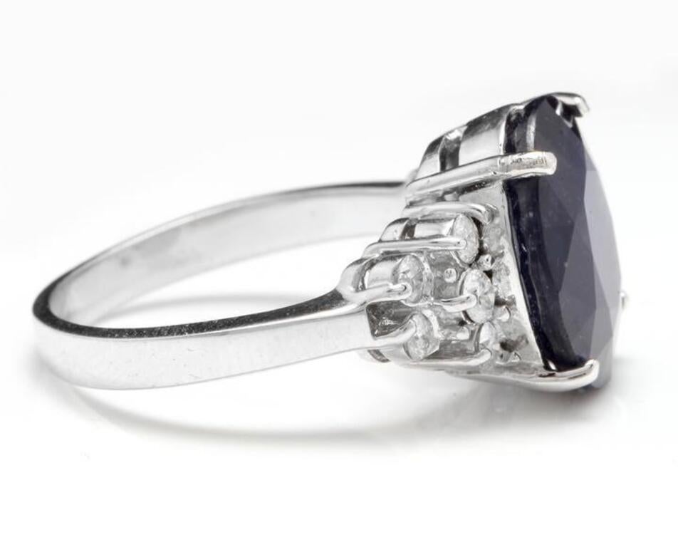 Round Cut 9.60 Carat Exquisite Natural Blue Sapphire and Diamond 14 Karat Solid White Gold For Sale
