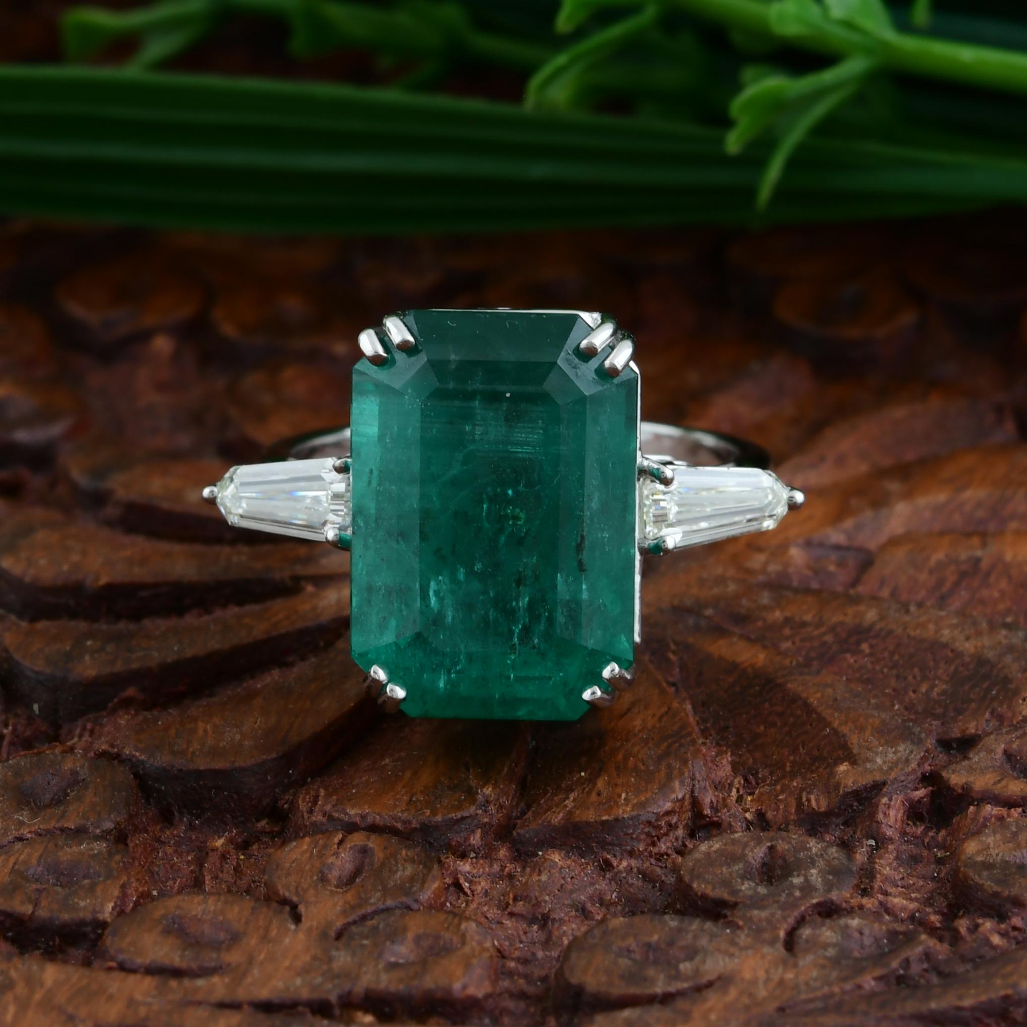 For Sale:  9.60 Ct Emerald Gemstone Cocktail Diamond Ring 18k White Gold Handmade Gift 9