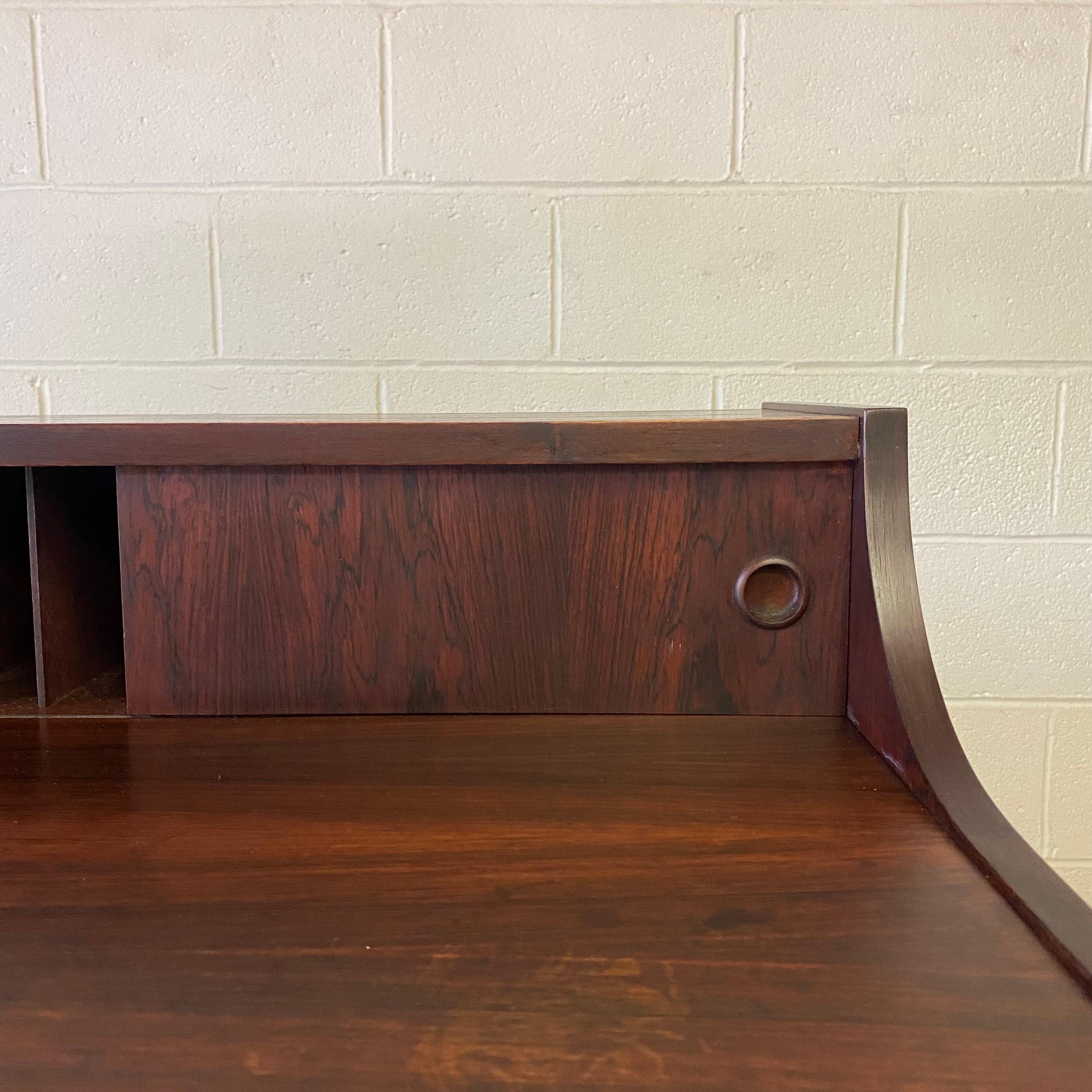 960’s vintage Danish midcentury Modern rosewood writing desk 3