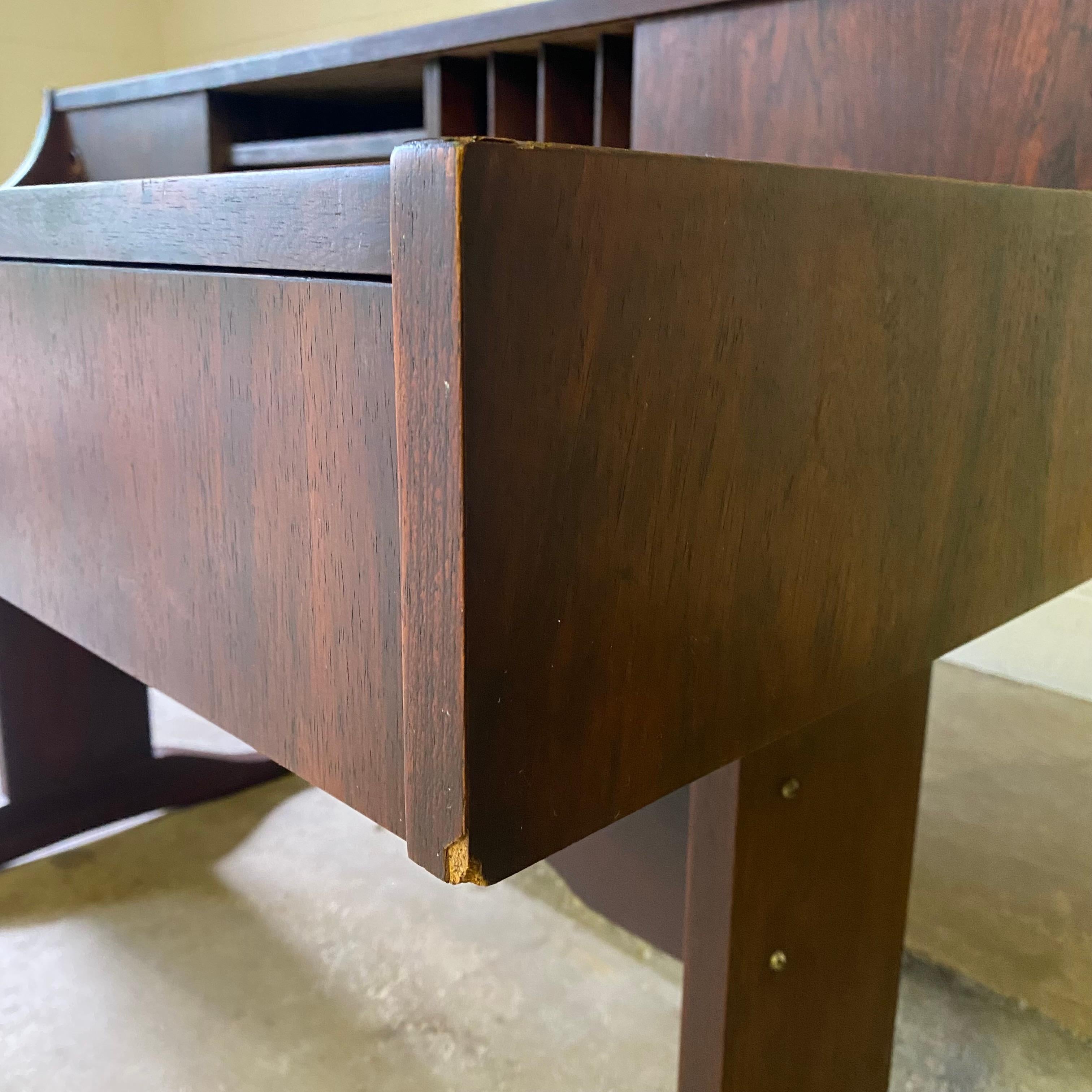 960’s vintage Danish midcentury Modern rosewood writing desk 7