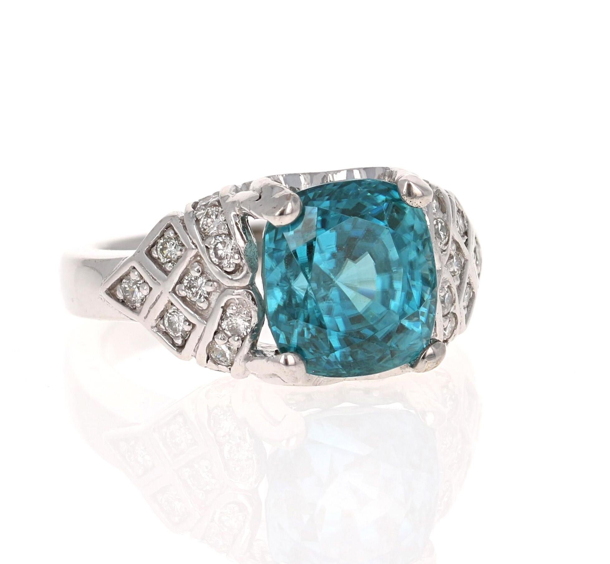 Contemporary 9.62 Carat Blue Zircon Diamond 14 Karat White Gold Ring For Sale