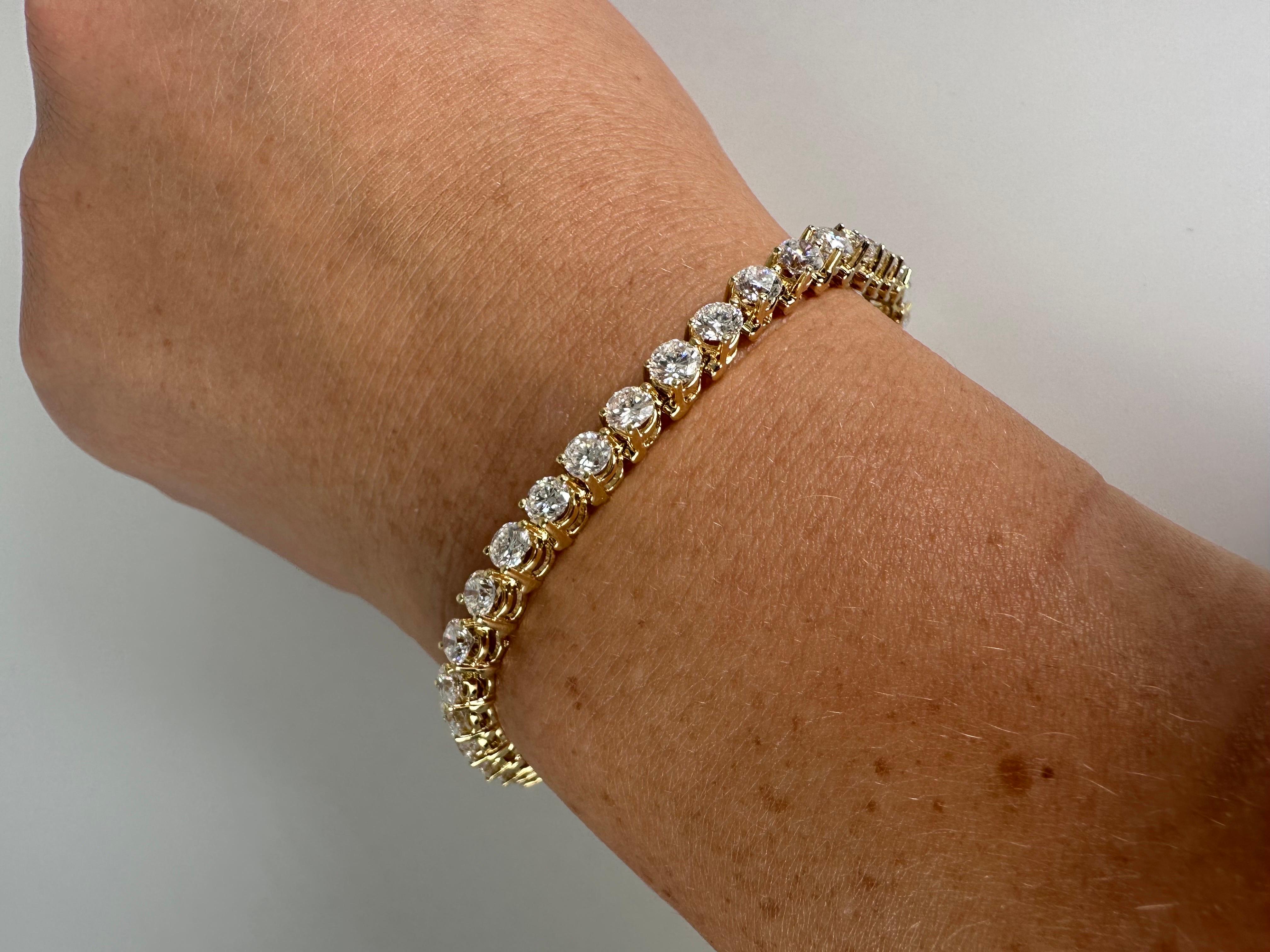 9.63ct Important Tennis Bracelet custom finished in yellow gold 14KT European  In New Condition For Sale In Jupiter, FL