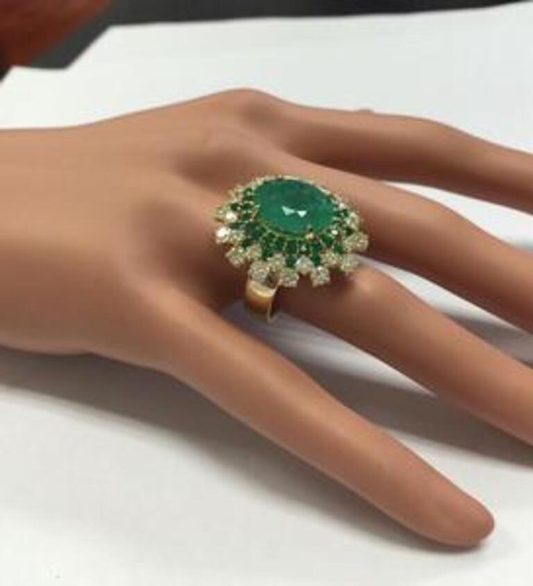 1.62 Carat Genuine Ethiopian Emerald and White Diamond 14K Yellow Gold Ring