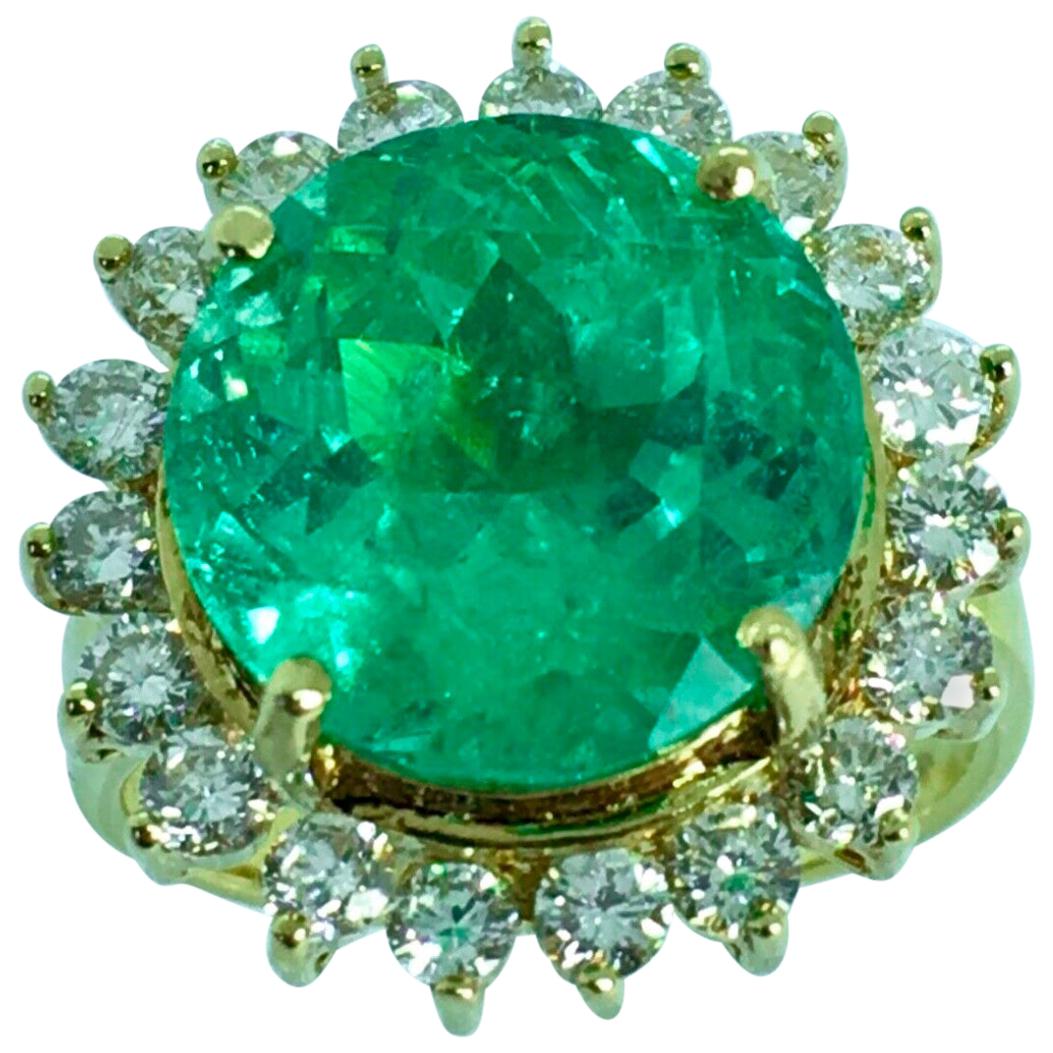 9.65 Carat Fine Round Colombian Emerald Diamond Engagement Ring 18 Karat