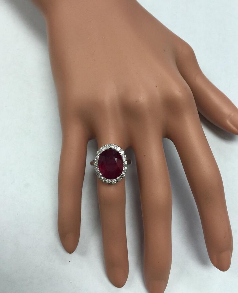 9.65 Carat Impressive Natural Red Ruby and Diamond 14 Karat White Gold Ring For Sale 3