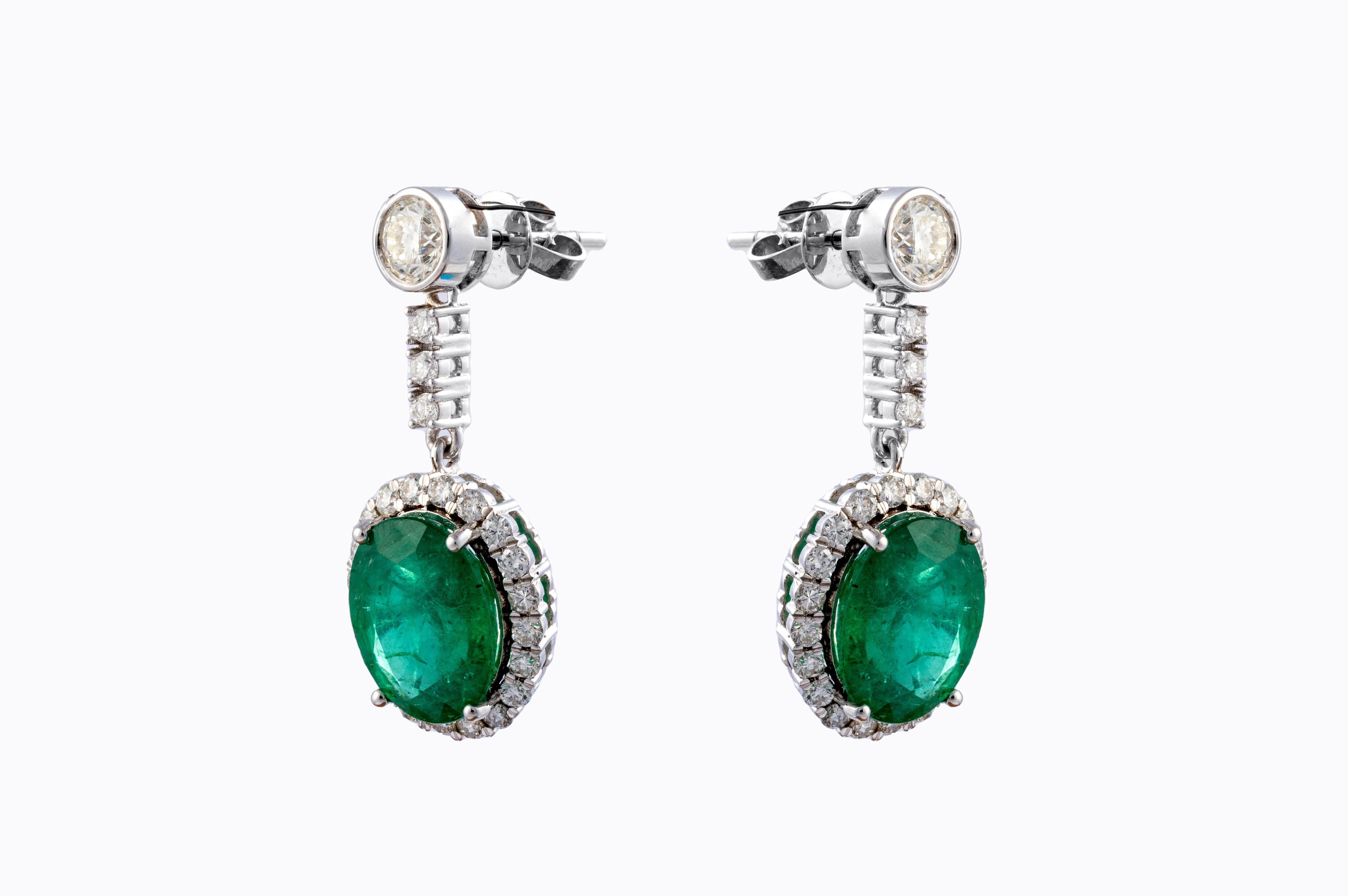 9.65 carats Natural Zambian Emerald Earring with 2.42 cts diamond and 14k Gold In New Condition For Sale In New York, NY