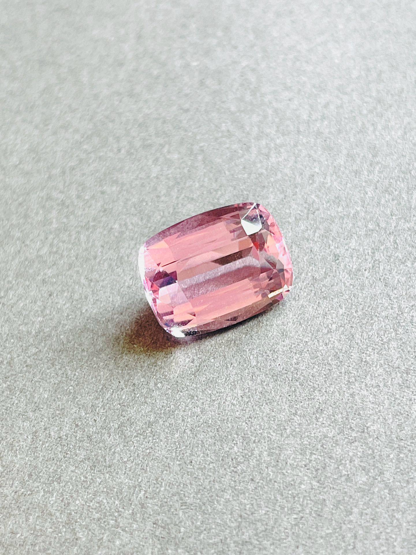 Brilliant Cut GIA 9.65 Carats Rare Natural Imperial Topaz pink color of Brazil For Sale