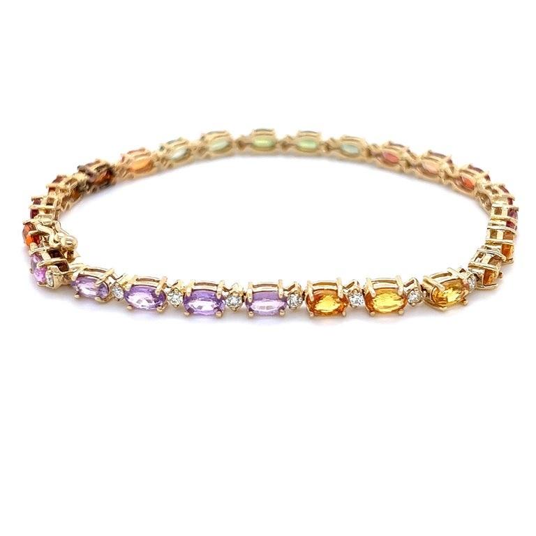 Round Cut 9.67 Carat Natural Sapphire Diamond Yellow Gold Bracelet For Sale