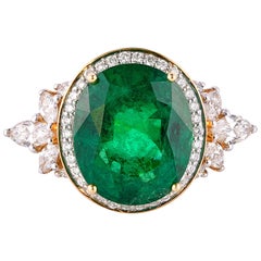 GRS Certified 9.6 Carat Zambian Emerald & Diamond Ring in 18 Karat Yellow Gold
