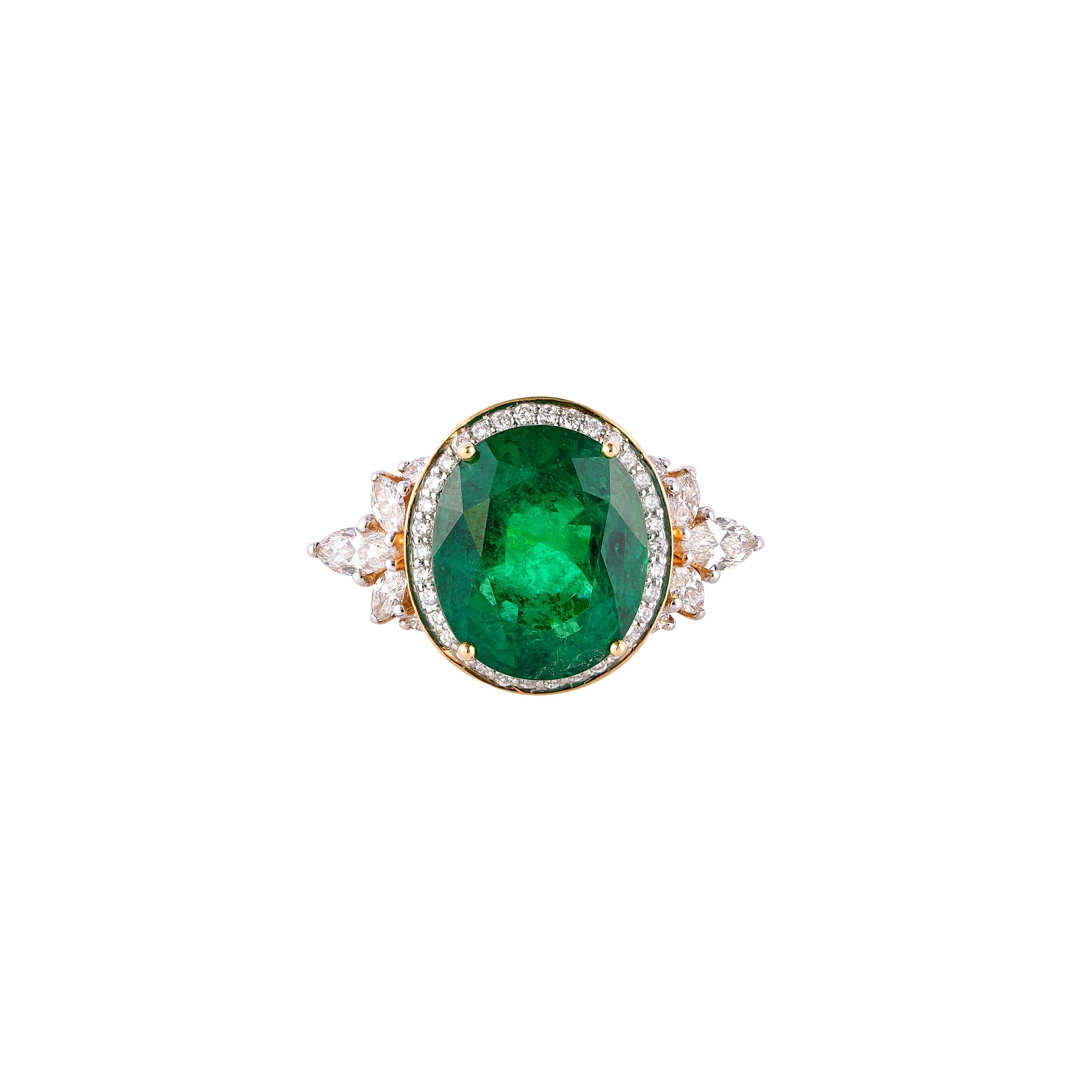 GRS Certified 9.6 Carat Zambian Emerald & Diamond Ring in 18Karat Yellow Gold In New Condition For Sale In Hong Kong, HK