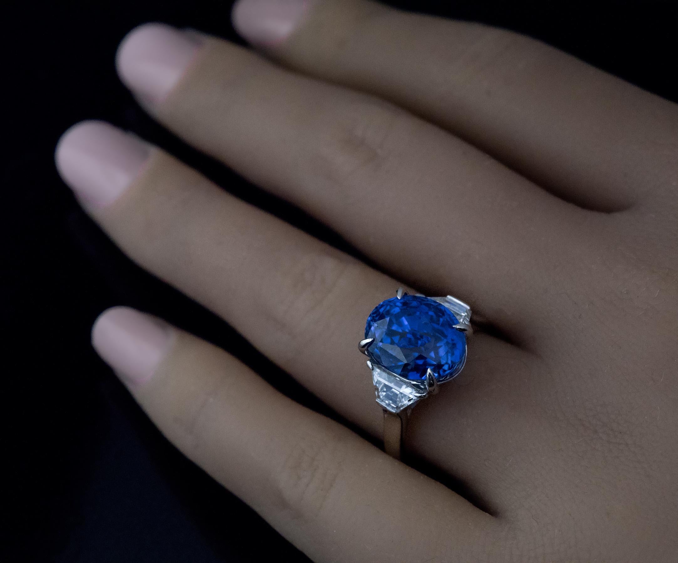 9.67 Carat Ceylon Sapphire Diamond Engagement Ring In Excellent Condition In Chicago, IL
