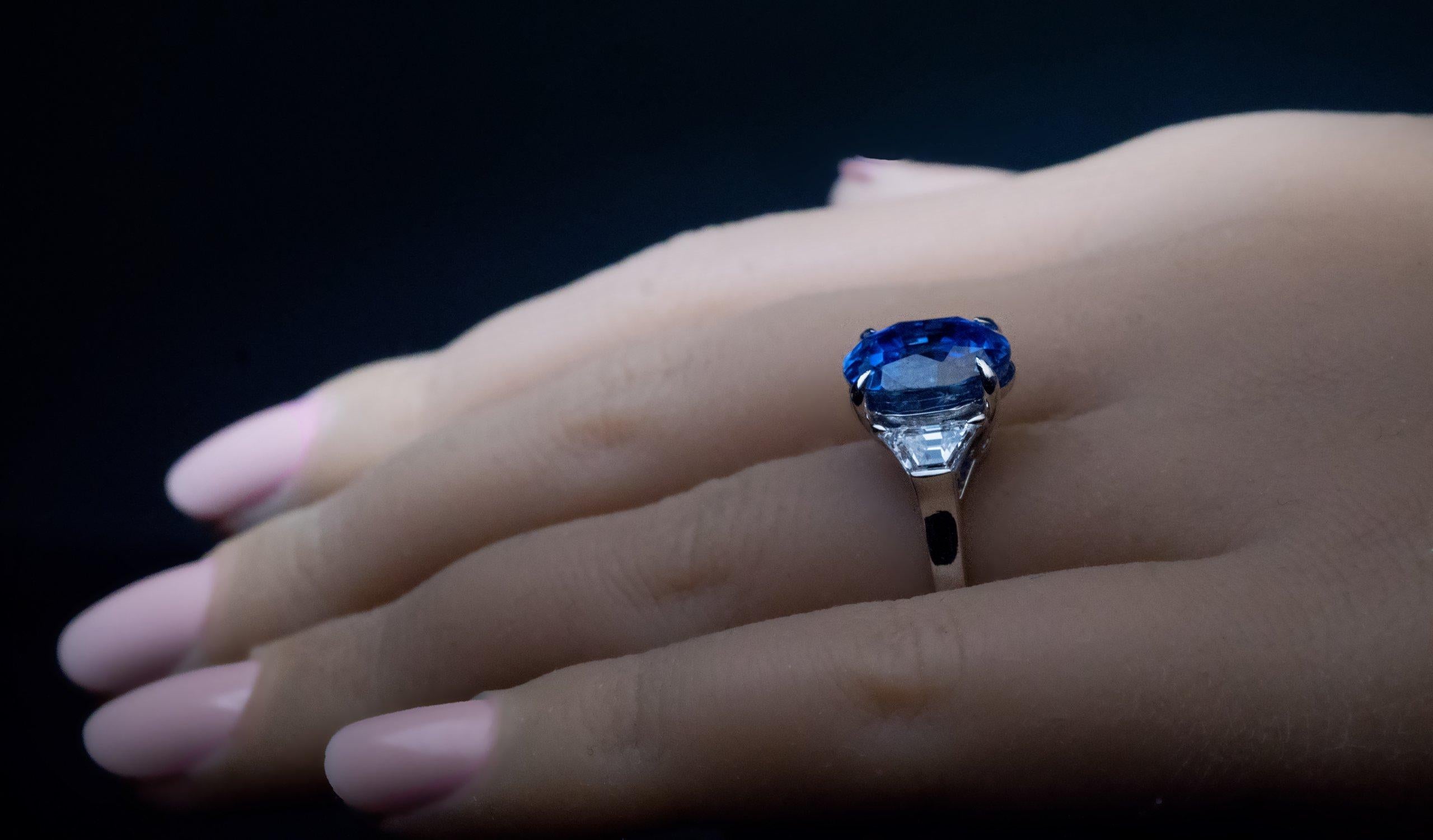 Women's 9.67 Carat Ceylon Sapphire Diamond Engagement Ring
