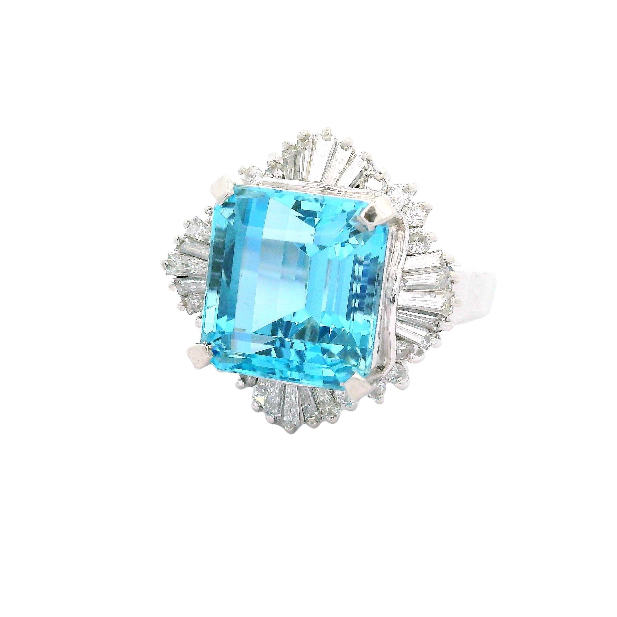 Contemporain Bague ballerine Santa Maria en platine avec aigue-marine et diamants 9,68 carats en vente