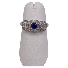 Bague coussin en or 18KT avec saphir et diamant de 0,96ct