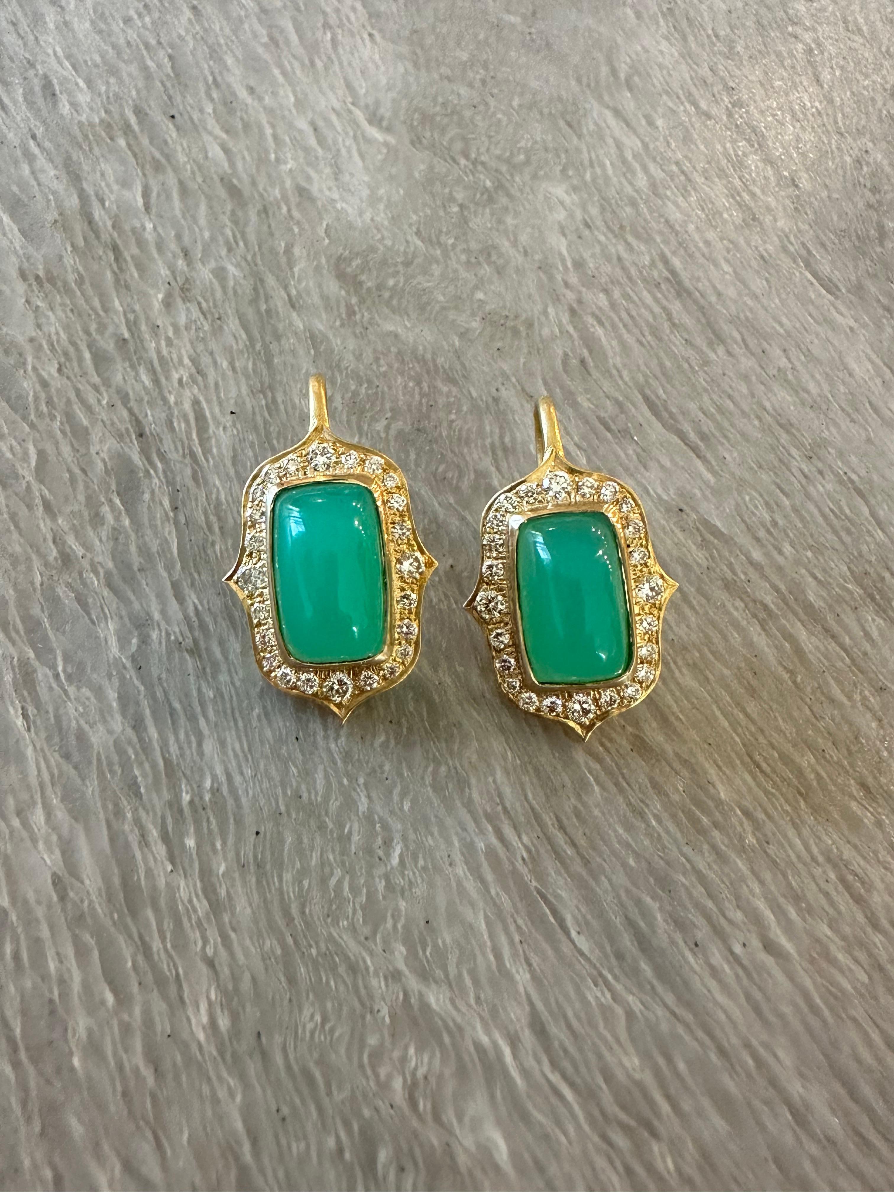 .96cts Diamonds, Green Chrysoprase & 18kt Gold Earrings by Lauren Harper For Sale 2