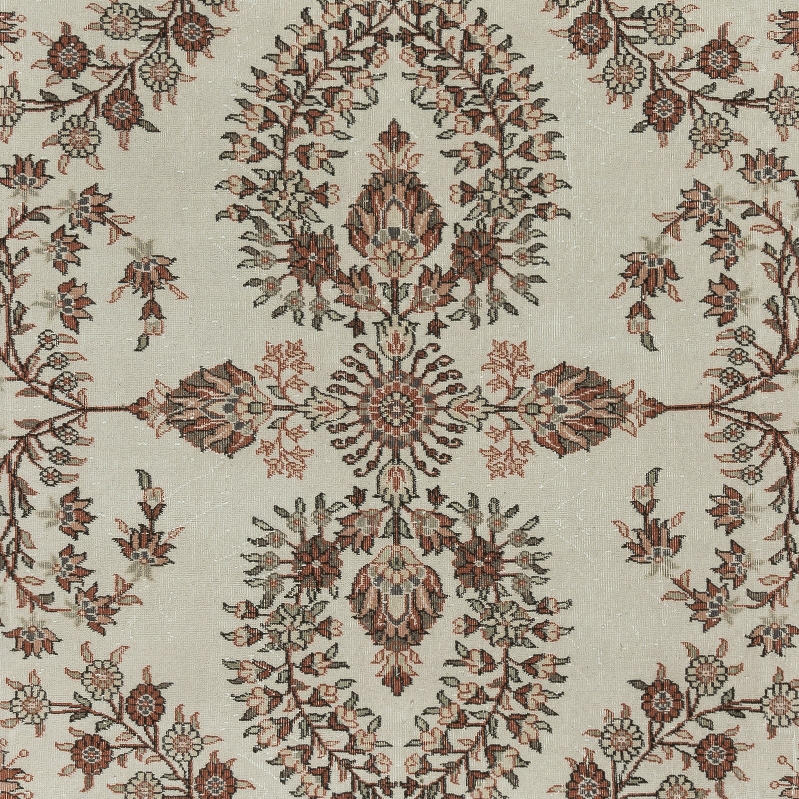 9.6x12.8 Ft One of a kind Vintage Rug in Beige & Red. Handmade Turkish Carpet In Good Condition For Sale In Spring Valley, NY