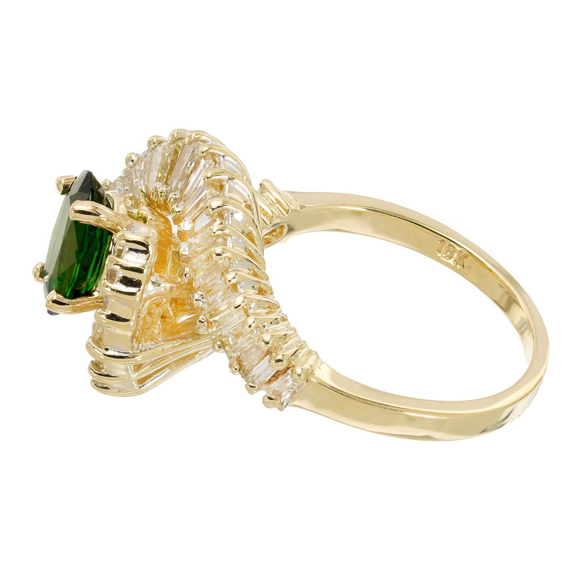 .97 Carat Chrome Tourmaline Diamond Halo Yellow Gold Cocktail Ring In Good Condition For Sale In Stamford, CT