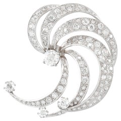 Spilla con turbine di diamanti in oro bianco 18 carati da 9,70 carati, circa 1950