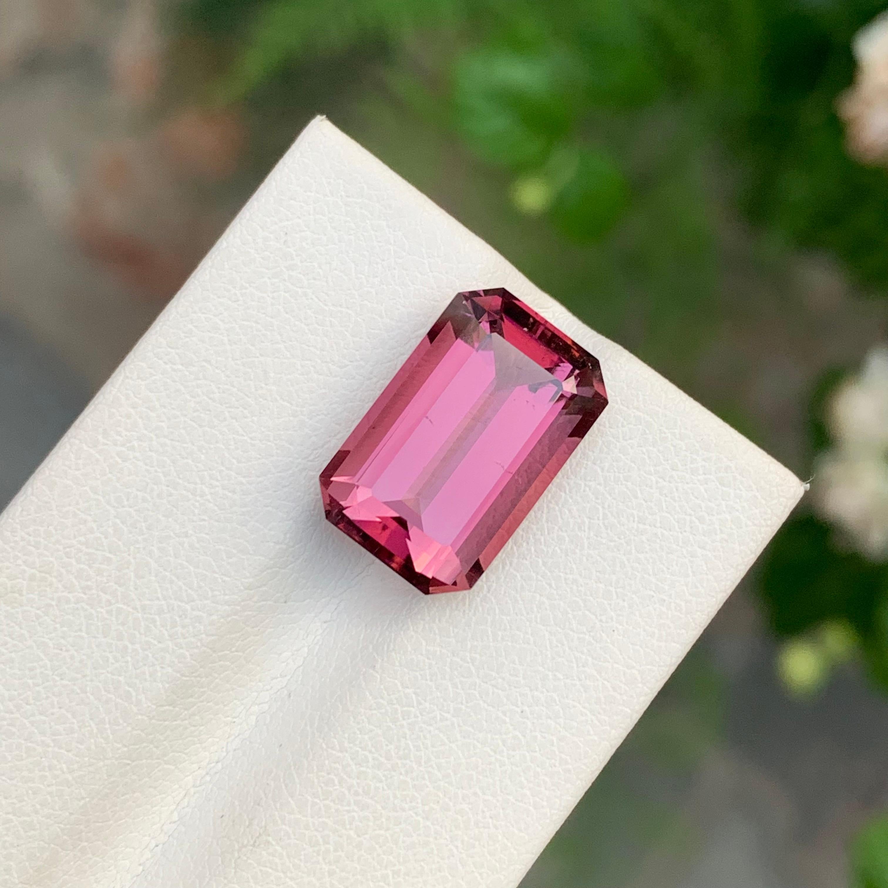 Women's or Men's 9.70 Carat Natural Loose Maroon Pink Tourmaline Emerald Shape Gemstone For Sale