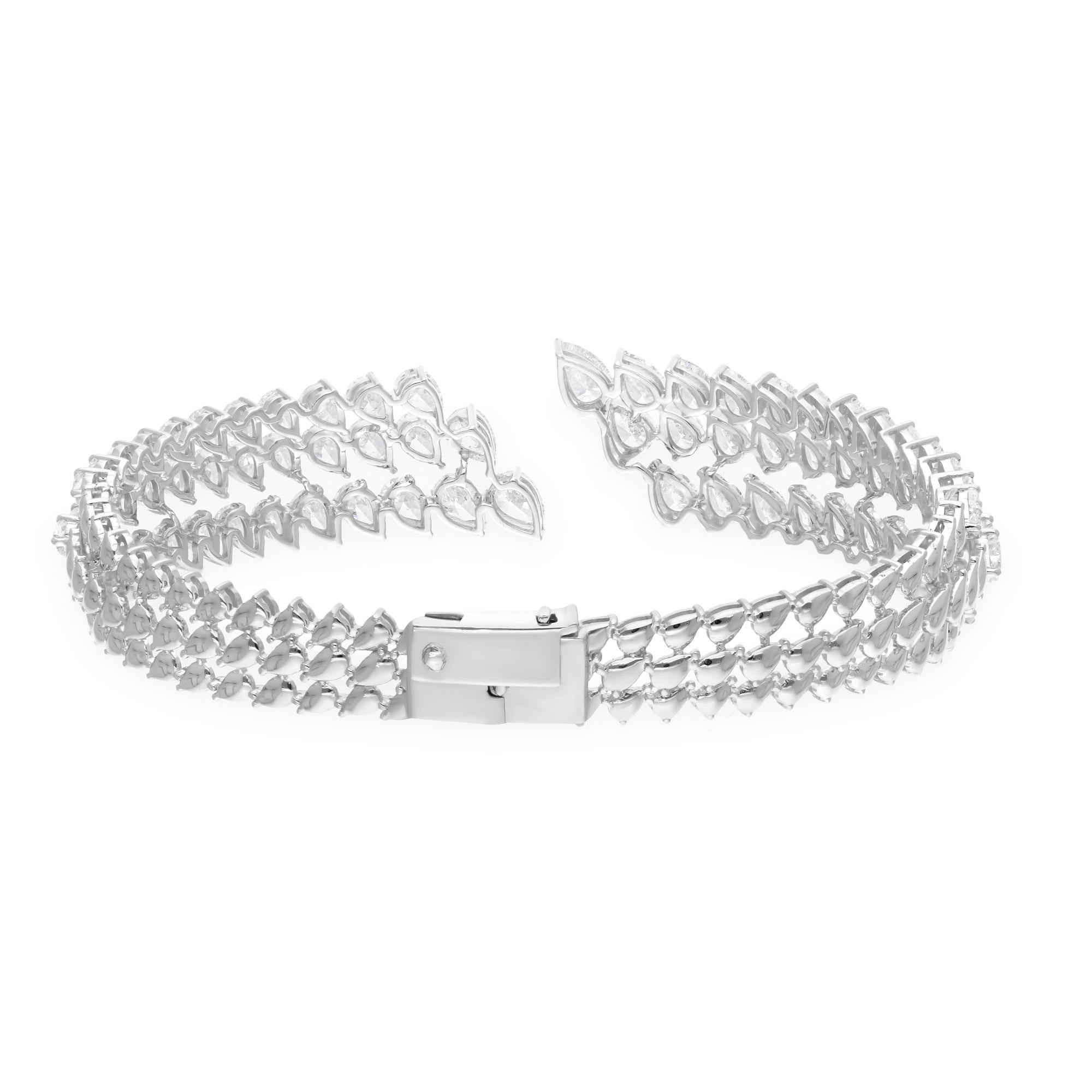 9.70 Carat SI/H Round Brilliant Cut Diamond Bangle Bracelet 18 Karat White Gold In New Condition For Sale In Diera, Dubai