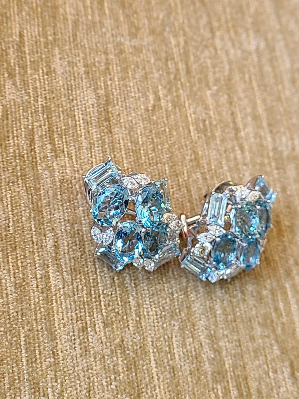 Women's or Men's 9.70 carats, natural Aquamarine & Diamonds Stud/ Lever - Back Earrings