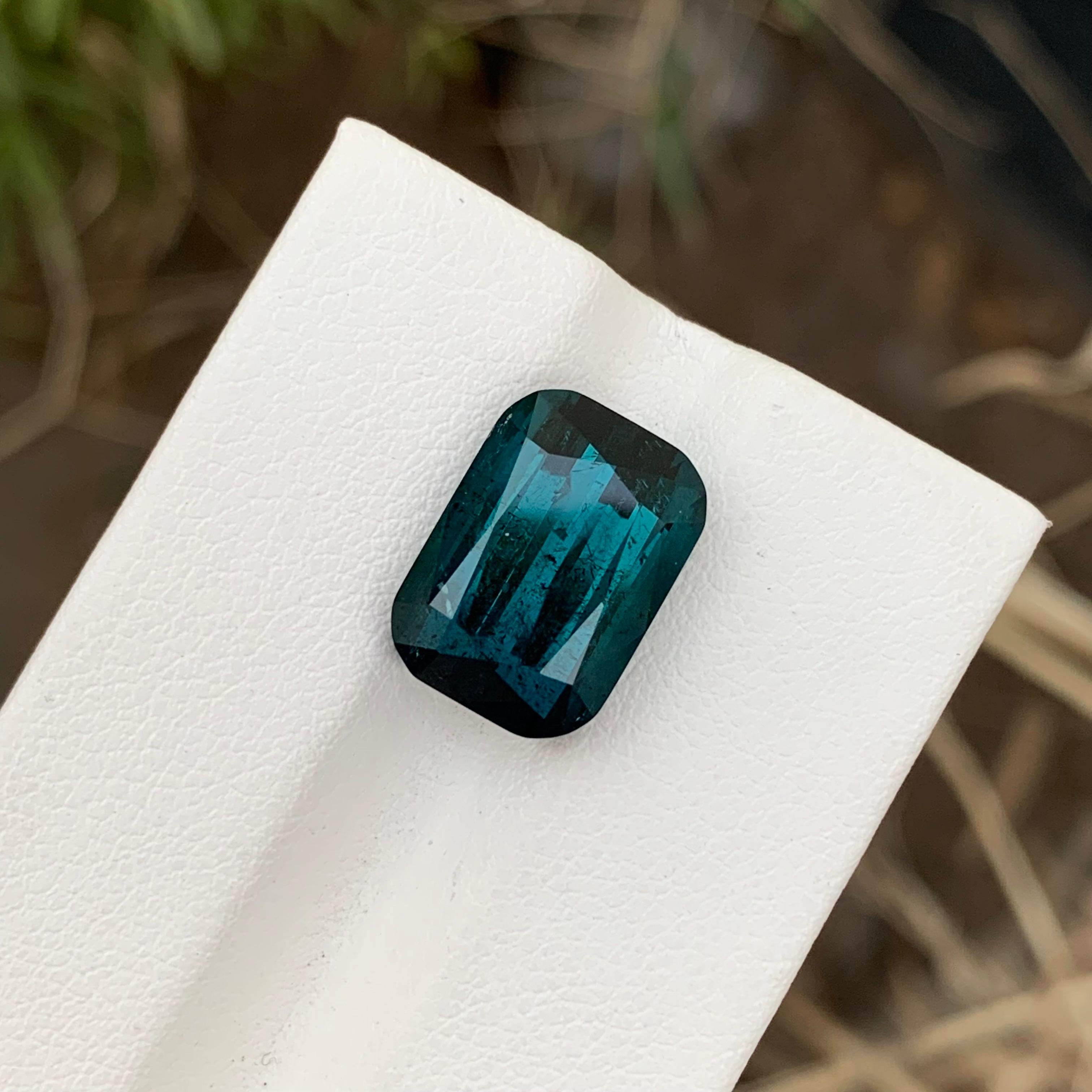 Arts and Crafts 9.70 Carats Natural Loose Deep Indicolite Tourmaline Small Included Clarity  For Sale
