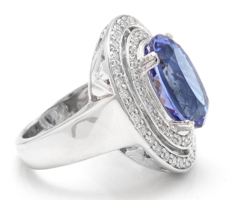 Round Cut 9.70 Carat Natural Very Nice Looking Tanzanite and Diamond 14K Solid White Gold For Sale