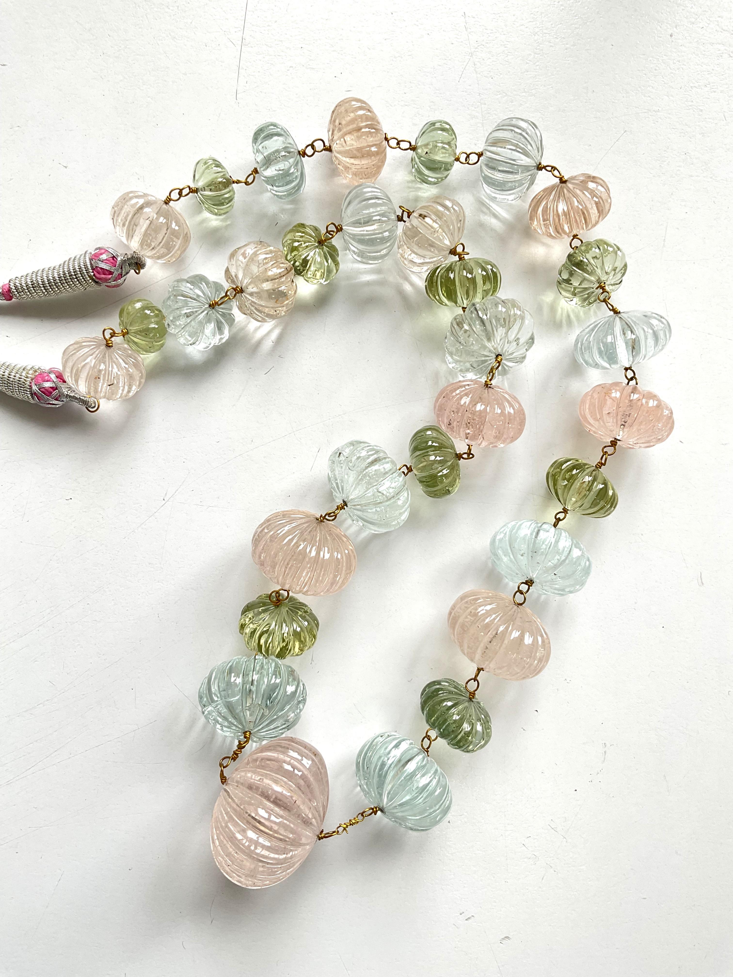 970.00 carats aquamarine & morganite melon carved bead natural gemstone In New Condition For Sale In Jaipur, RJ