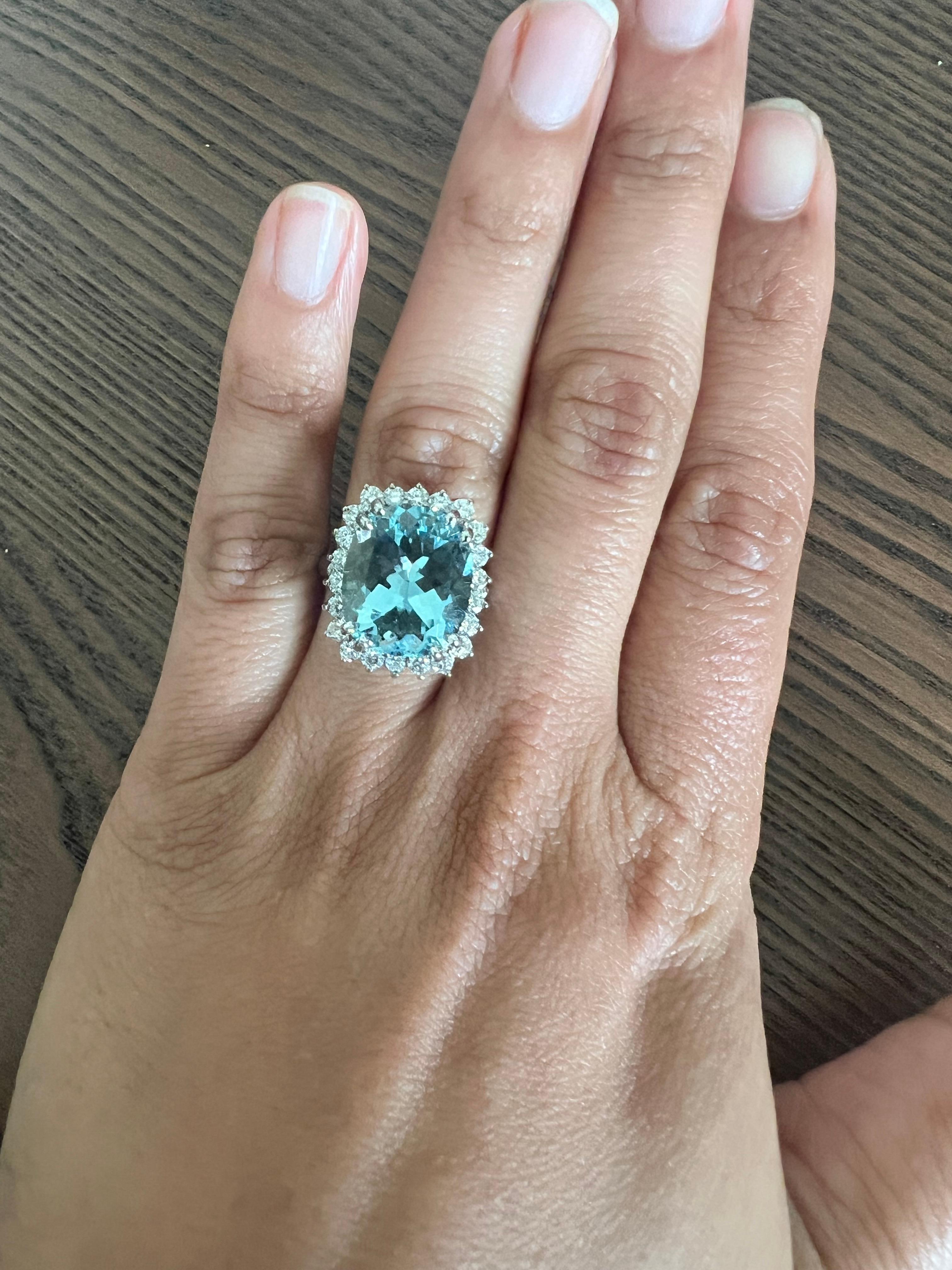 9.71 Carat Aquamarine Diamond White Gold Cocktail Ring In New Condition For Sale In Los Angeles, CA