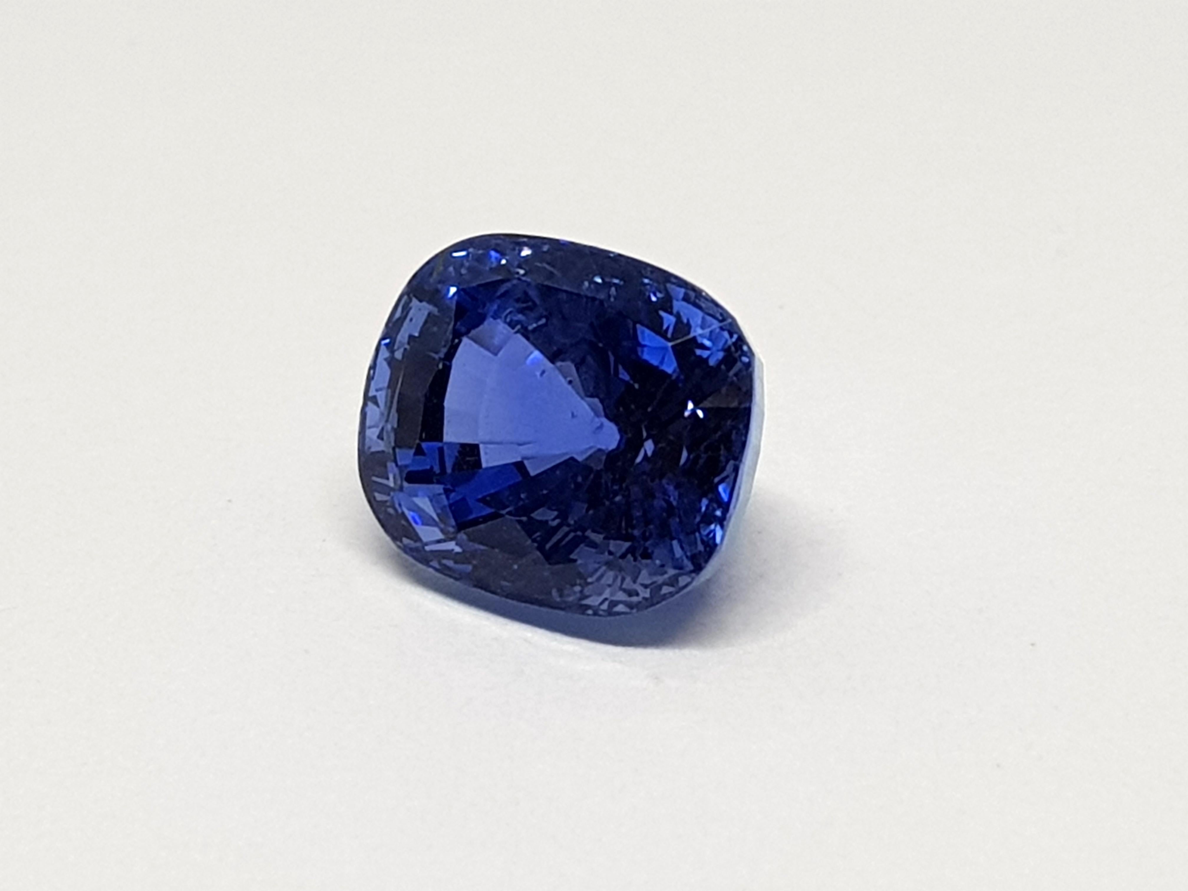 Cushion Cut 9.71 Carat Sri Lanka Deep Blue Sapphire No Heat For Sale