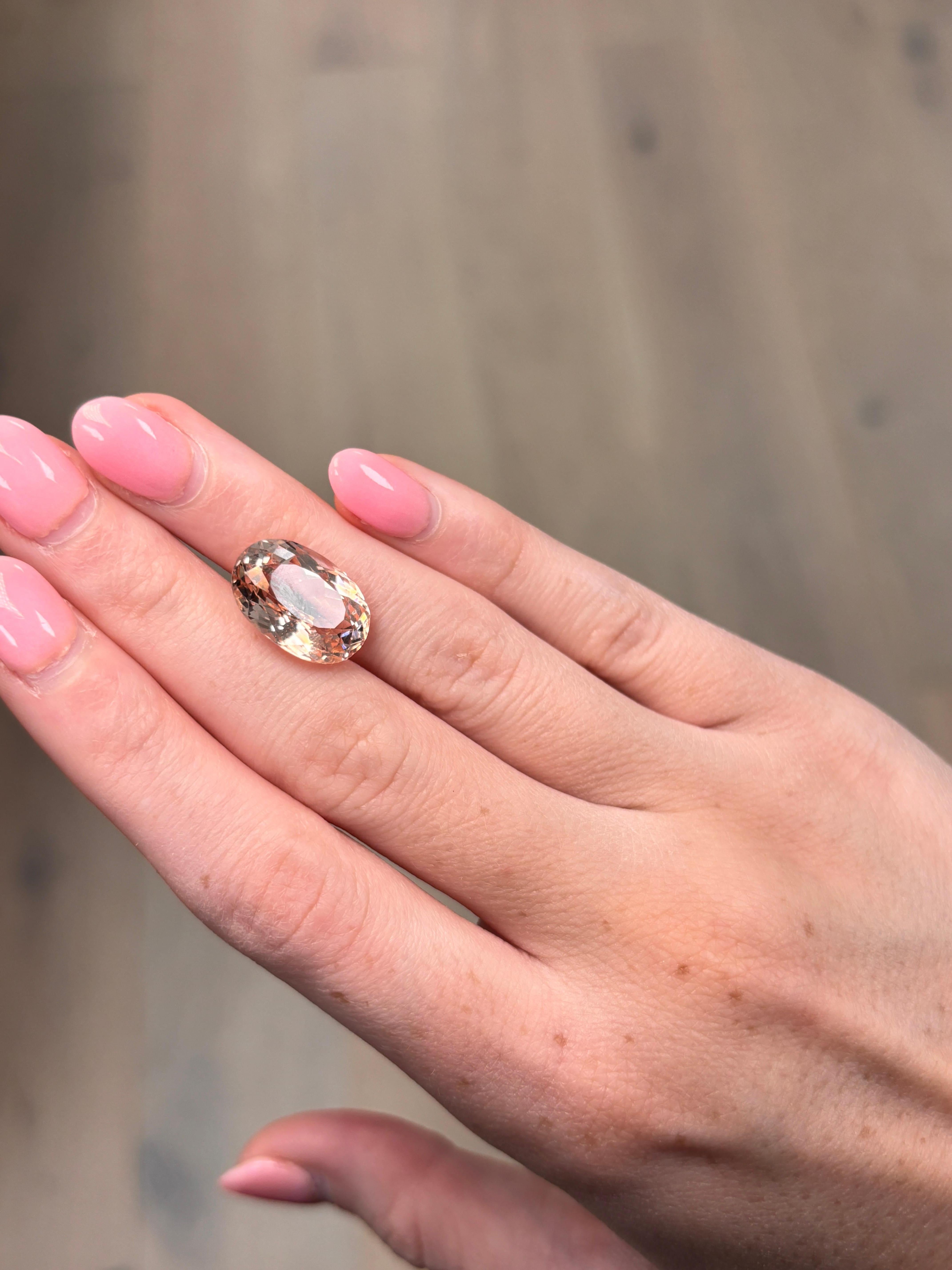 Contemporaneo 9,72 Carati Taglio Ovale Naturale Soft Blush-Peach Pink Morganite Gemma Sciolta in vendita