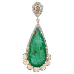 9.73 Carat Emerald with Rose Cut Diamond Pendant in 18 Karat Yellow Gold
