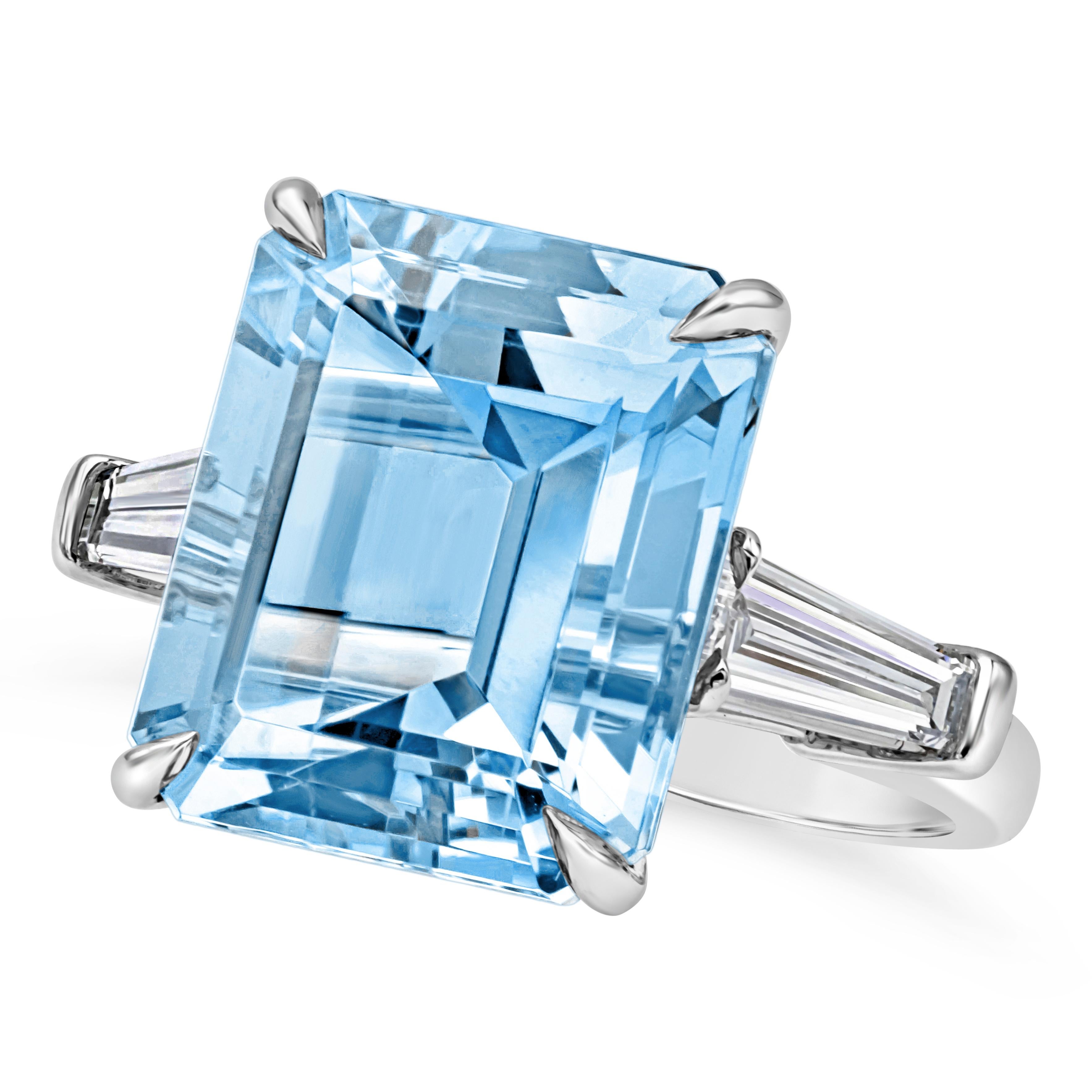 9.73 Carats Emerald Cut Blue Aquamarine & Diamond Three Stone Engagement Ring In New Condition For Sale In New York, NY