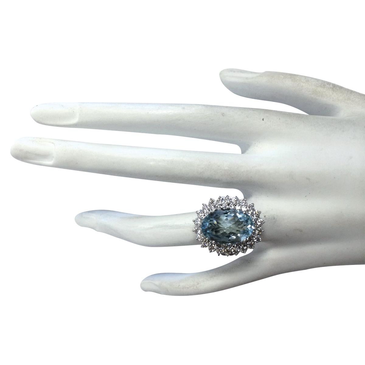 Natural Aquamarine Diamond Ring In 14 Karat White Gold In New Condition For Sale In Manhattan Beach, CA