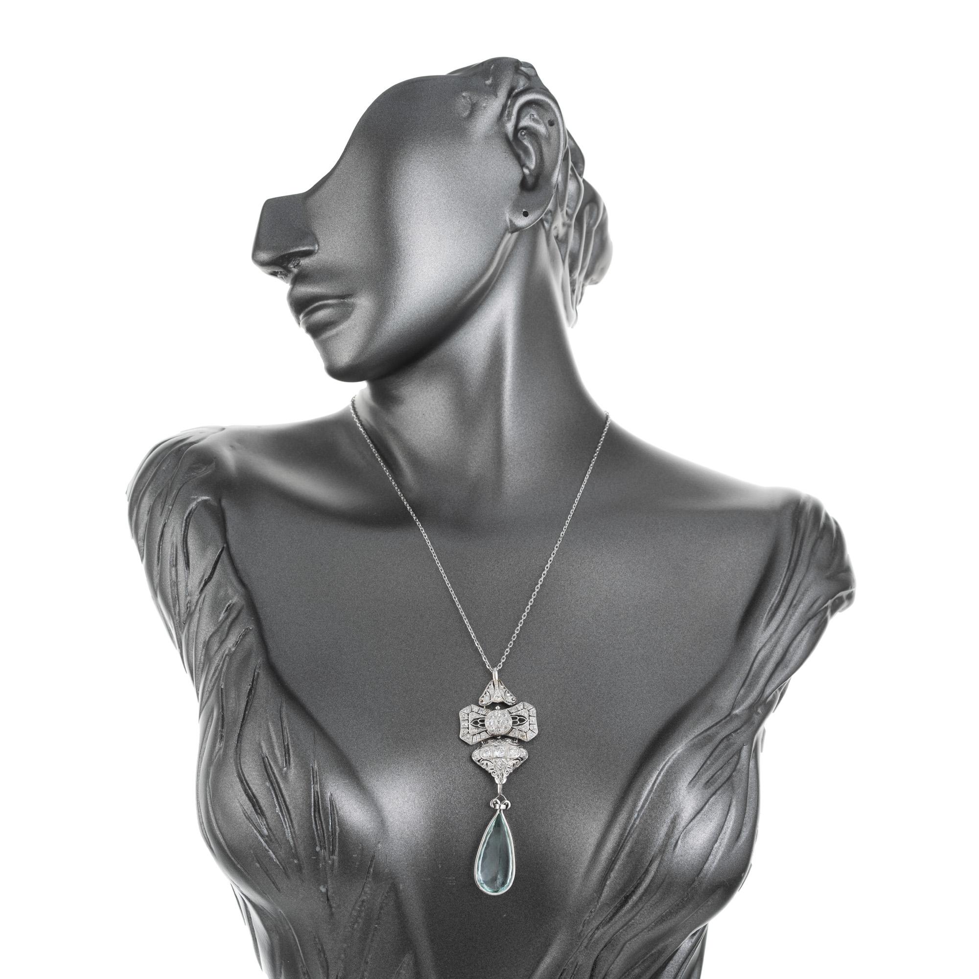 9.75 Carat Aquamarine Diamond Platinum Pendant Necklace For Sale 3