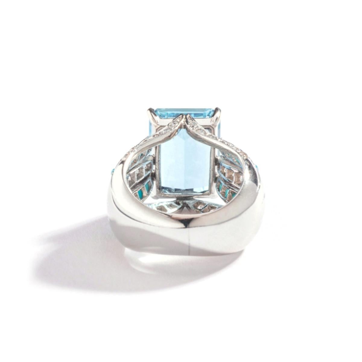 Taille ronde Bague en platine avec aigue-marine de 9,75 carats, diamants et turquoise en vente