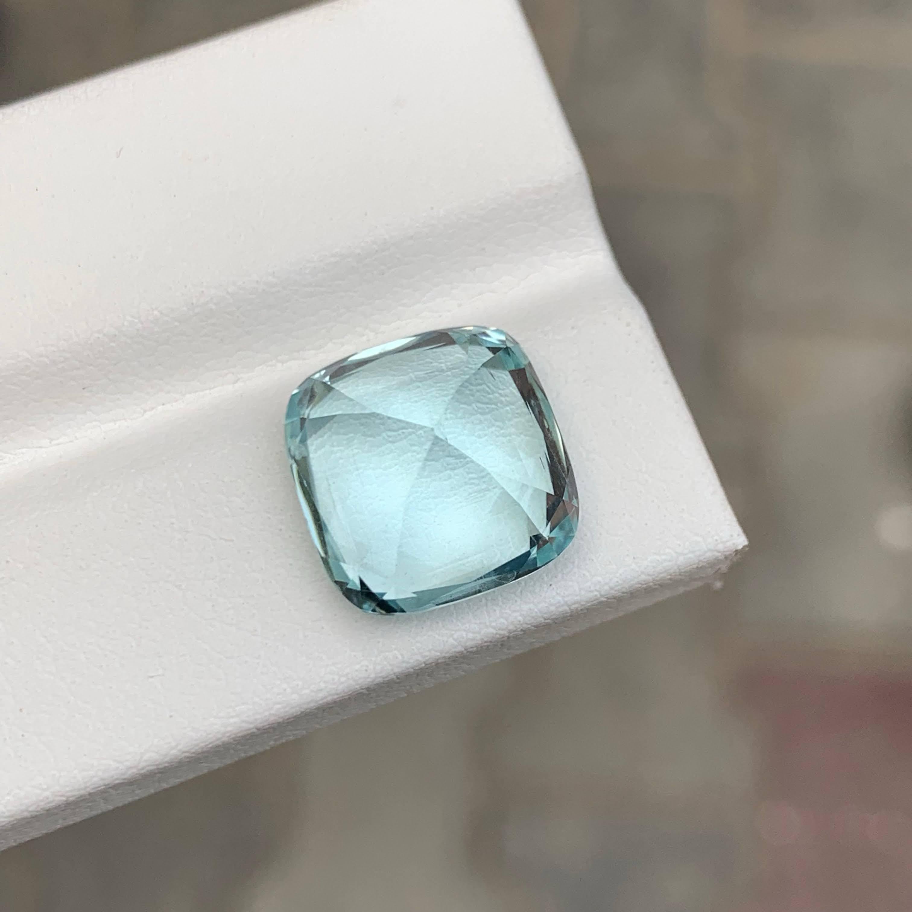 9,75 quilates de aguamarina azul natural suelta talla cojín piedra preciosa paquistaní Moderno en venta