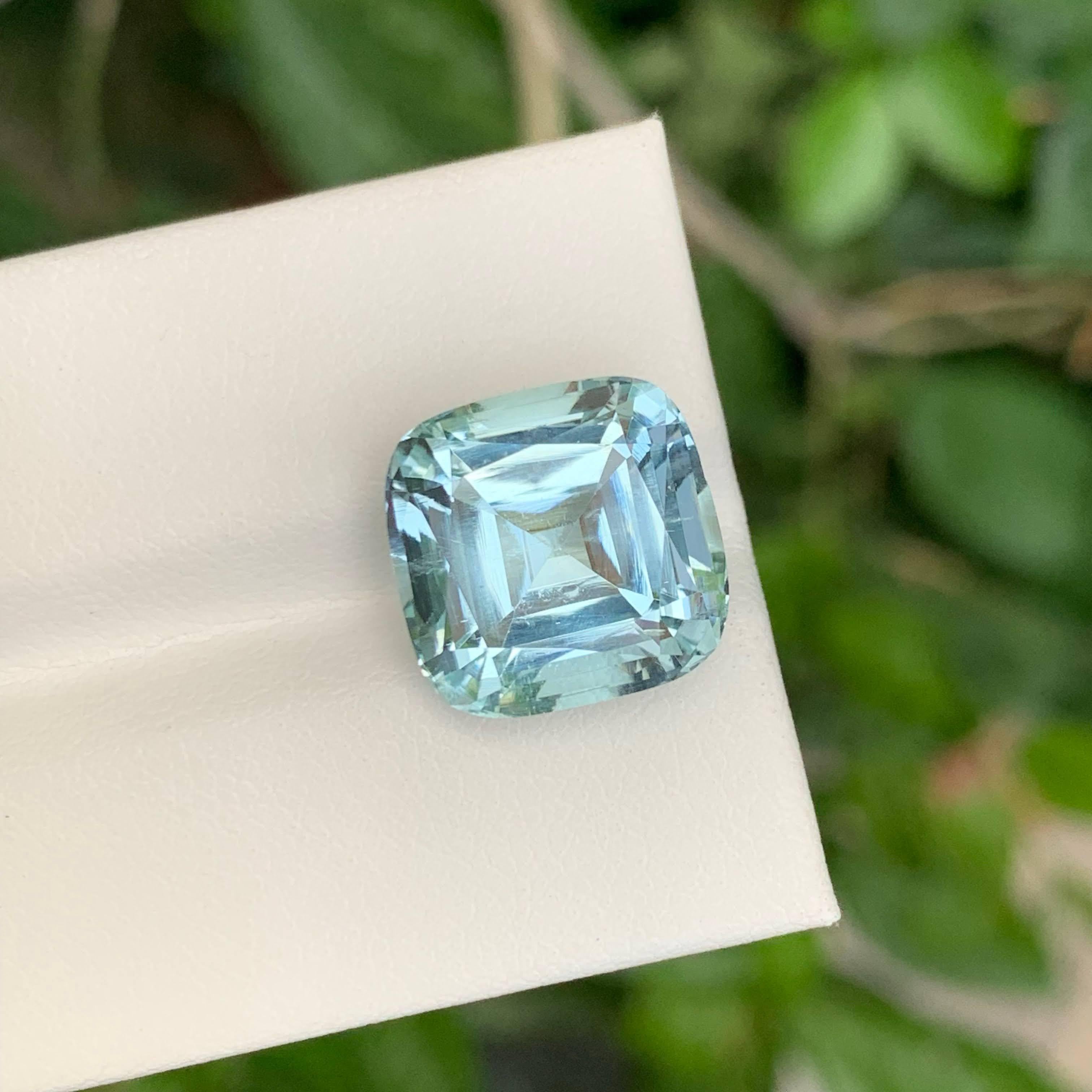 Femenino o masculino 9,75 quilates de aguamarina azul natural suelta talla cojín piedra preciosa paquistaní en venta