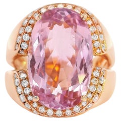 Bague en or rose 18 carats avec kunzite rose ovale de 9,75 carats et diamants