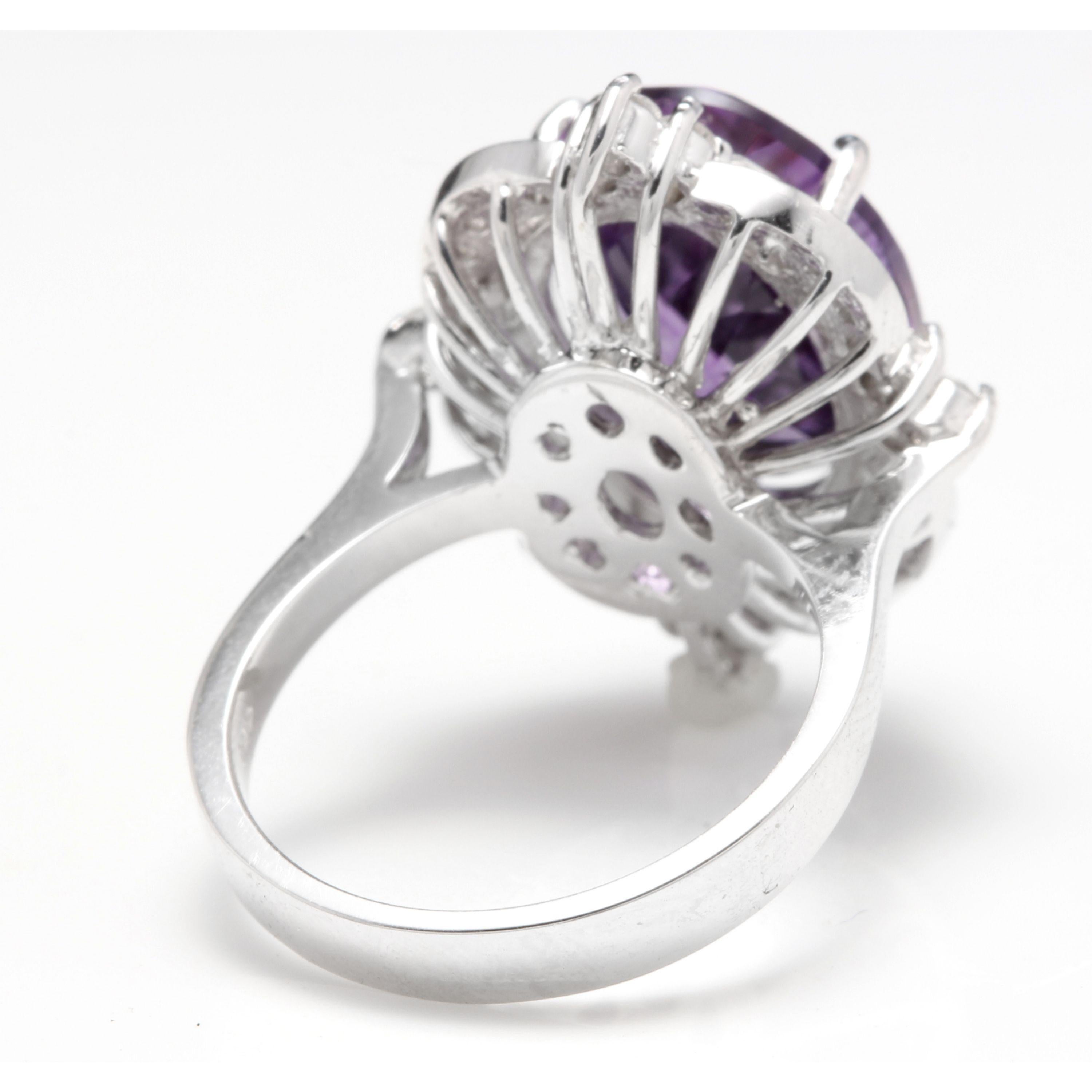 9.75 Carat Natural Impressive Amethyst and Diamond 14K Solid White Gold Ring In New Condition For Sale In Los Angeles, CA