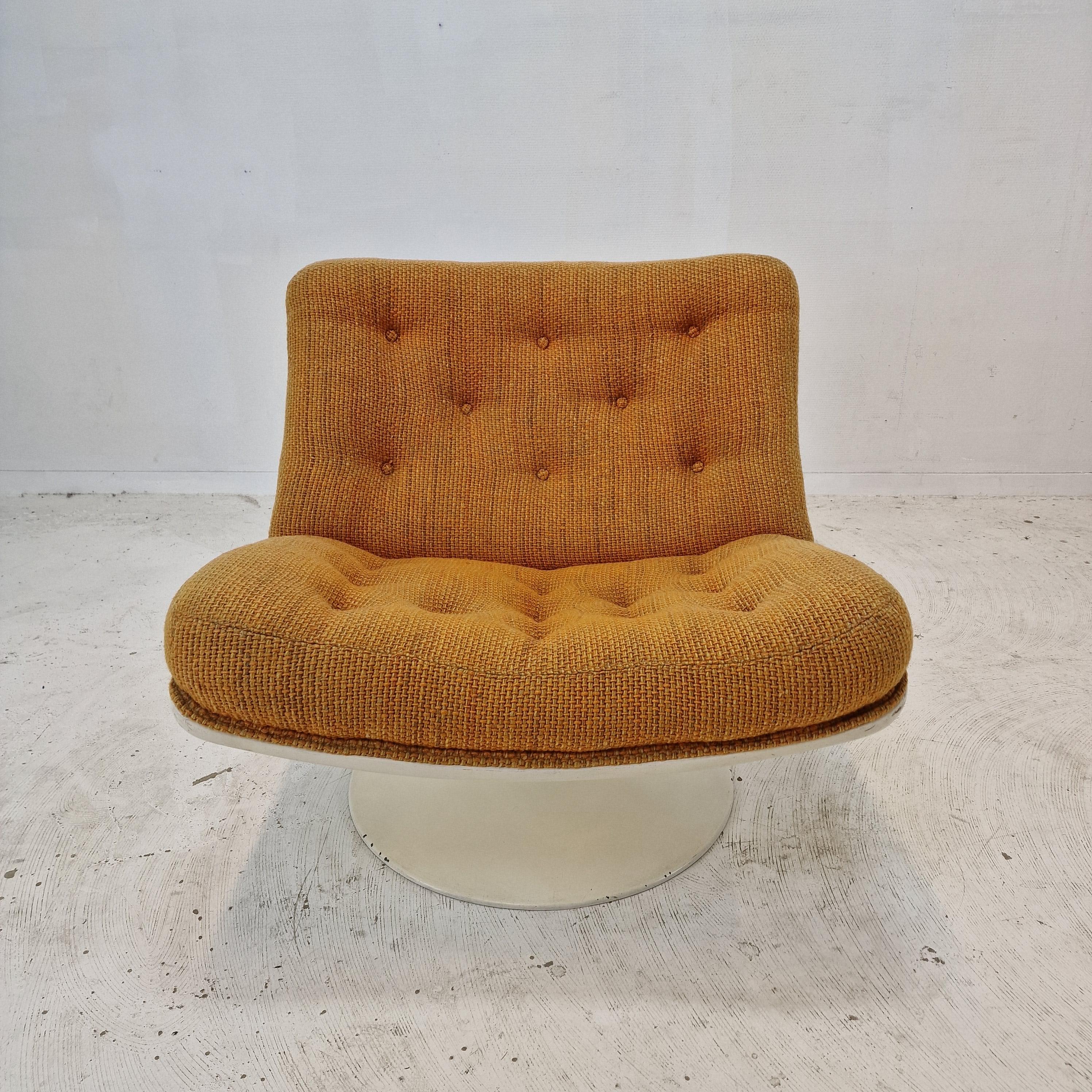 Dutch 975 Lounge Chair by Geoffrey Harcourt for Artifort, 1970s For Sale