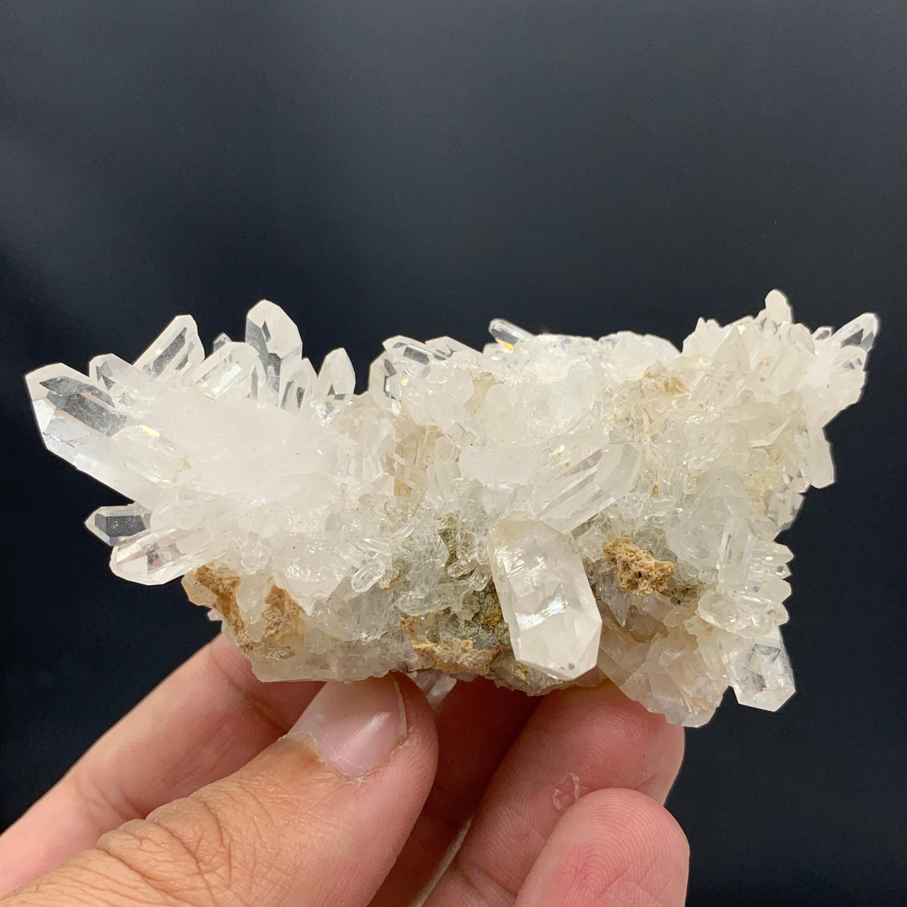 97.55 Gram Fadan Quartz Crystal Cluster From Balochistan, Pakistan  In Good Condition For Sale In Peshawar, PK