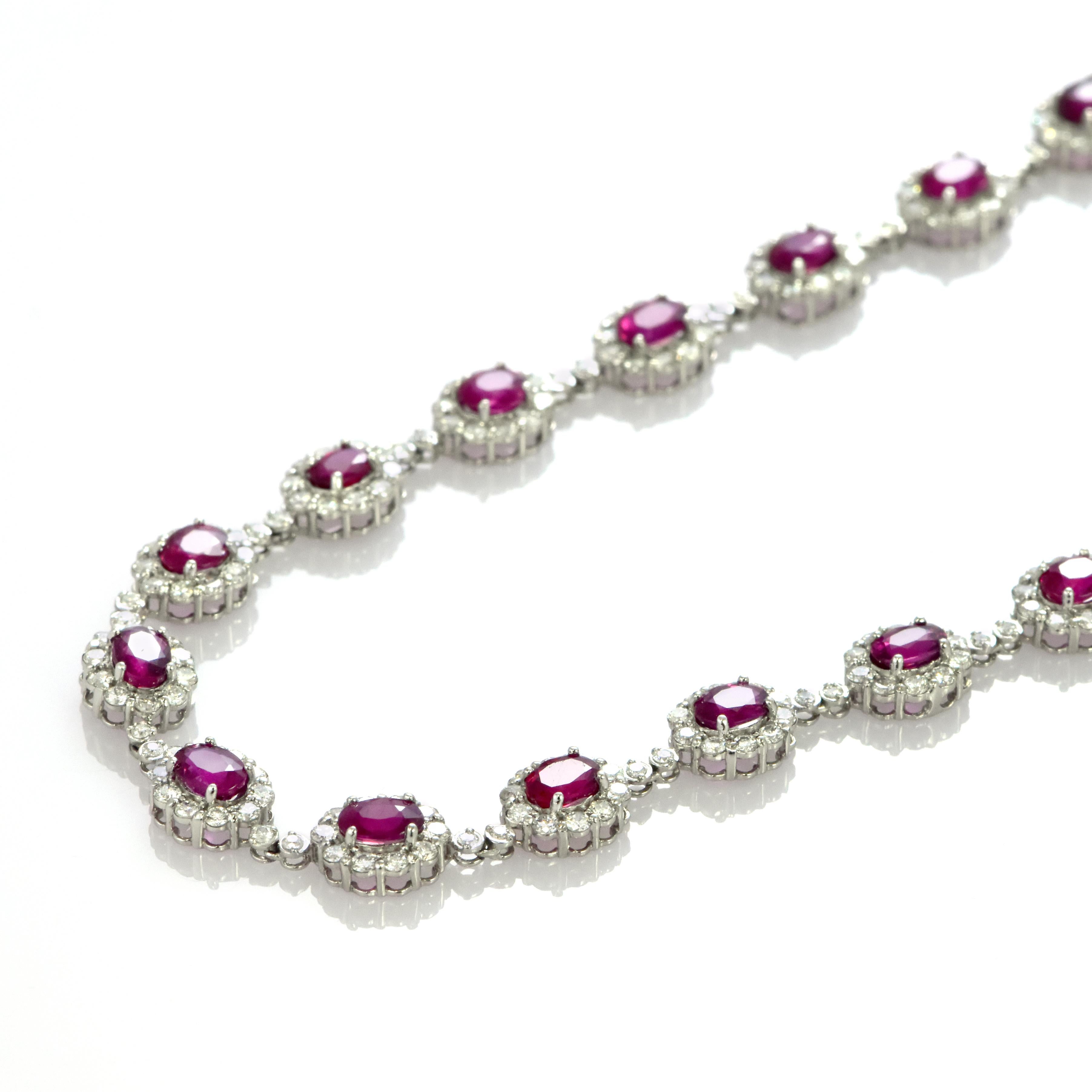 9.77 Carat Natural Vivid-Red Rubies & Diamonds Tennis Necklace Made in Platinum In New Condition For Sale In Tokyo, JP
