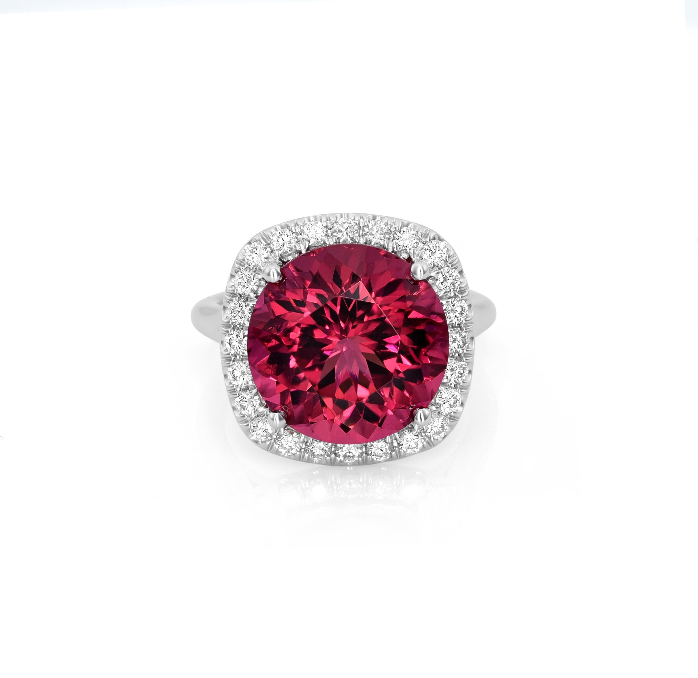 9.77 Carats Natural Red Tourmaline Diamonds set in 14K White Gold Ring In New Condition For Sale In Los Angeles, CA