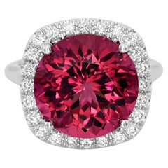 Bague en or blanc 14 carats sertie de diamants et de tourmaline rouge naturelle de 9,77 carats