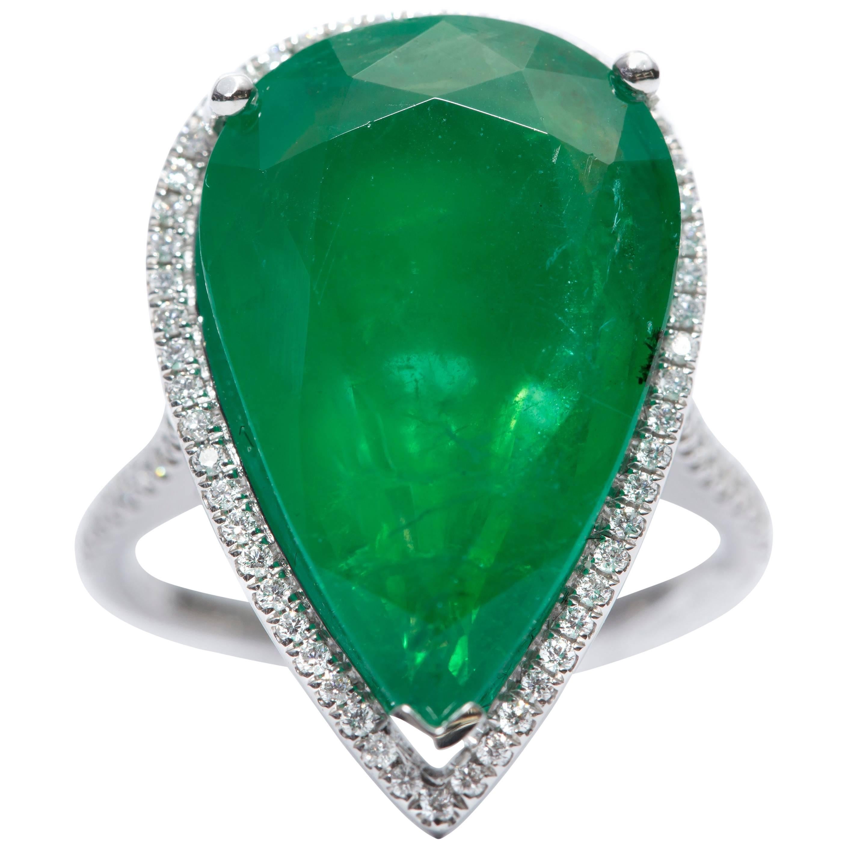 9.78 Carat Pear Shaped Emerald 0.33 Carat Round Diamond 18 Karat White Gold Ring For Sale