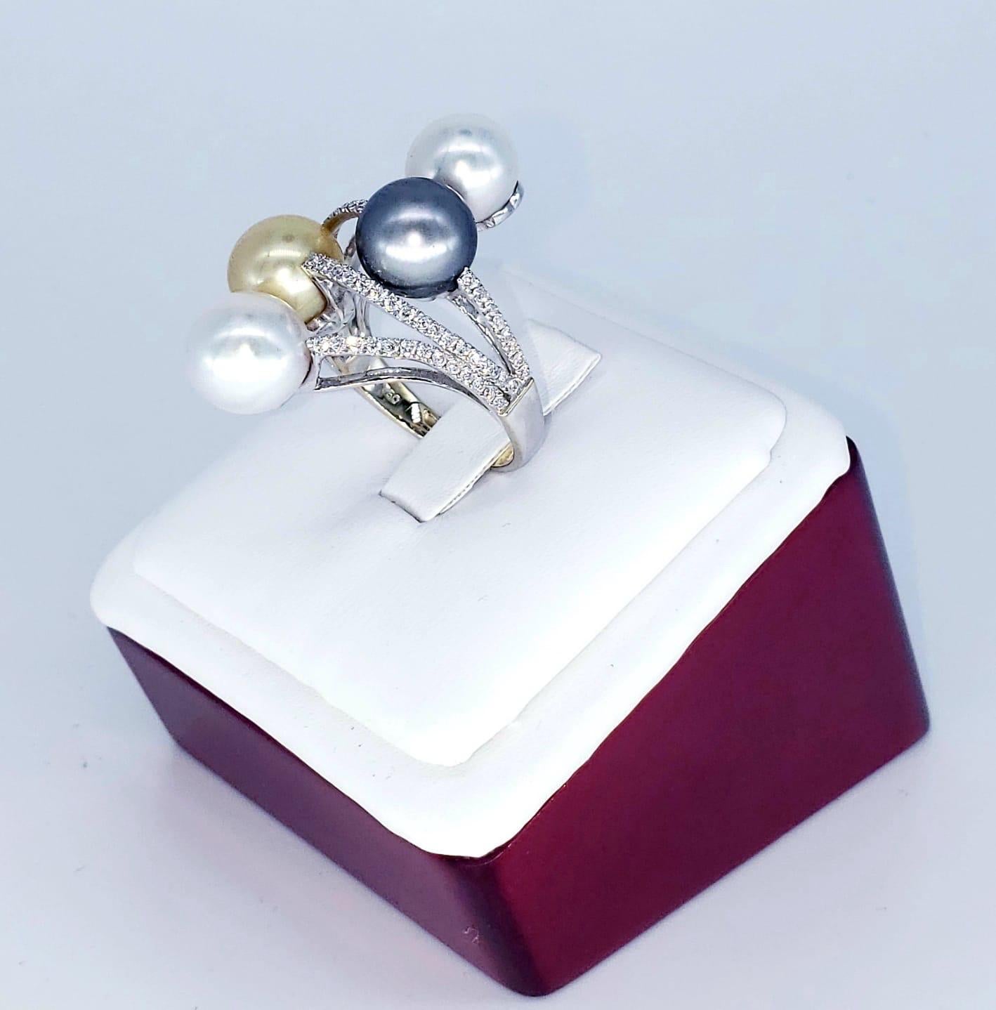 Artisan Tahitian Pearls and 1.00 Carat Diamonds Cluster Cocktail Ring 18 Karat Gold For Sale
